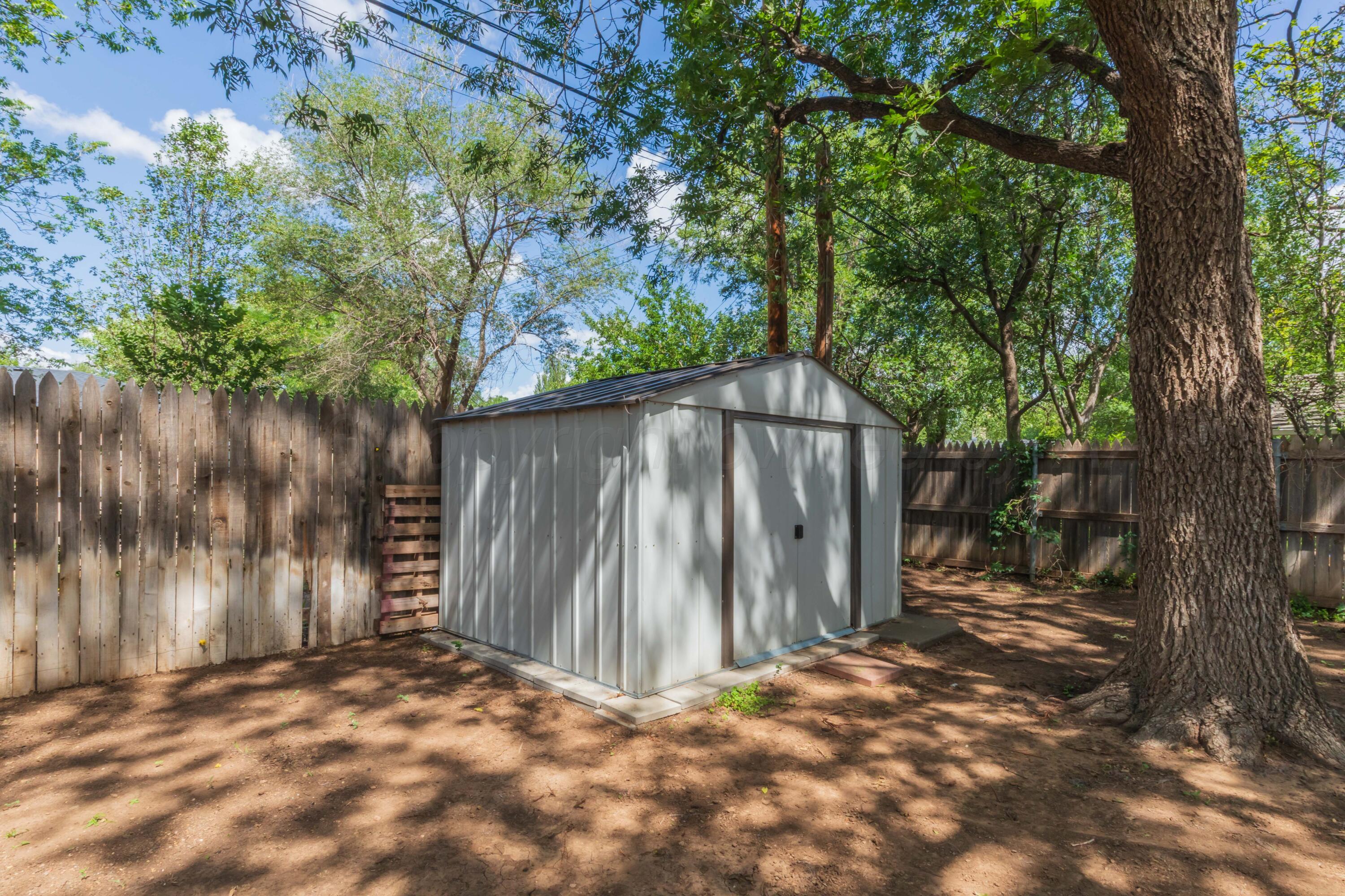 3702 Lynette Drive Property Photo 44