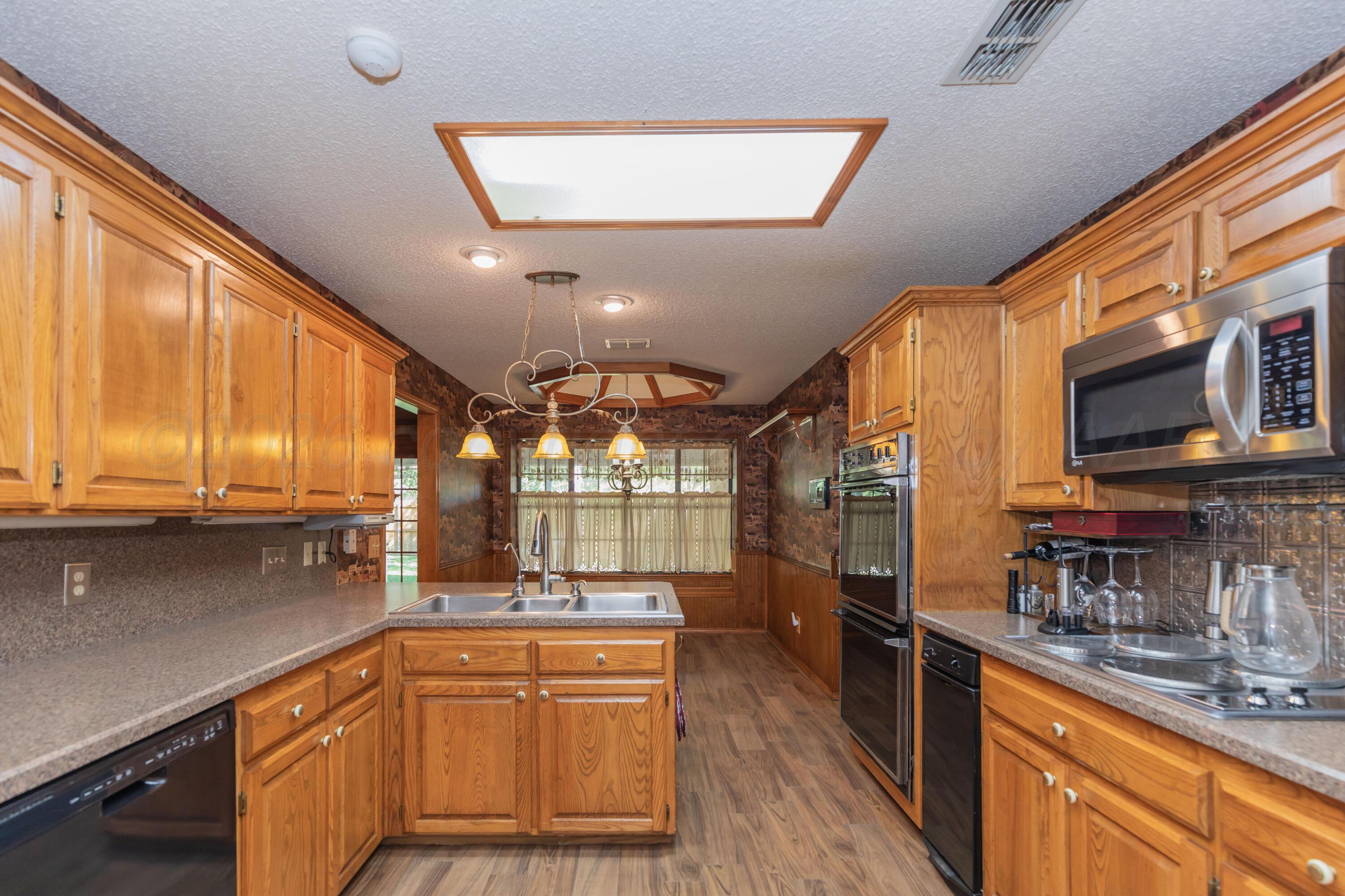 7600 Tripp Avenue Property Photo 14