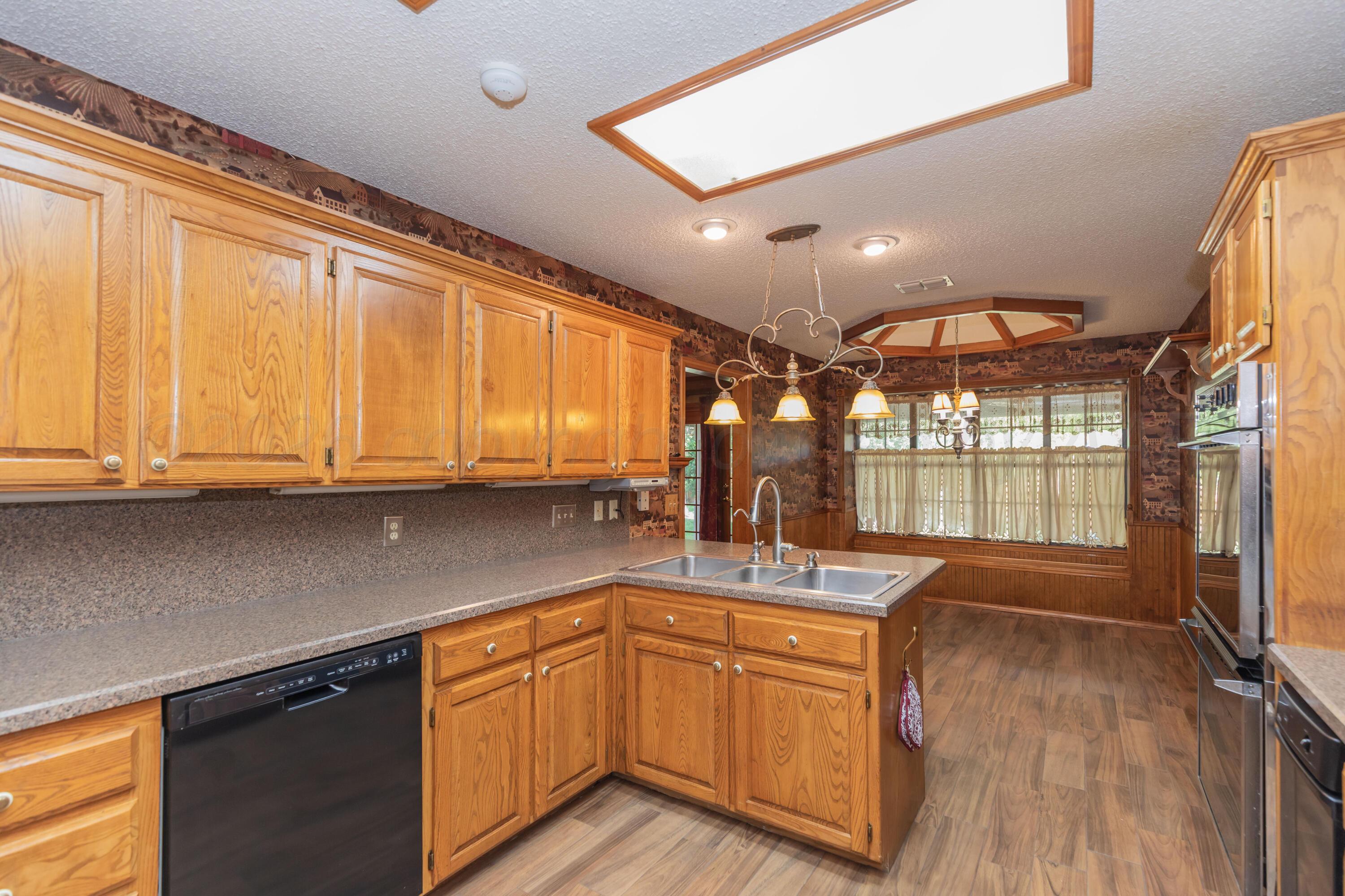 7600 Tripp Avenue Property Photo 15