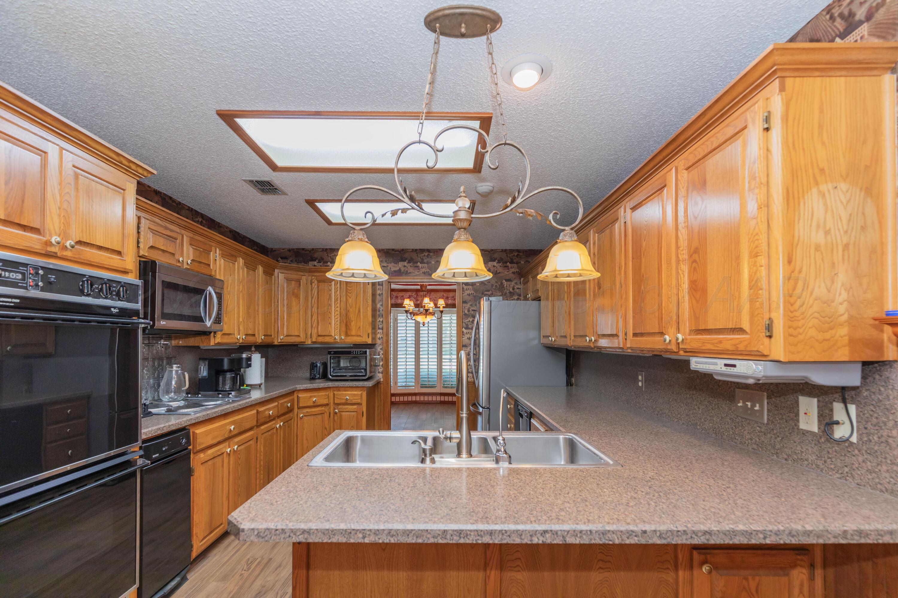 7600 Tripp Avenue Property Photo 17