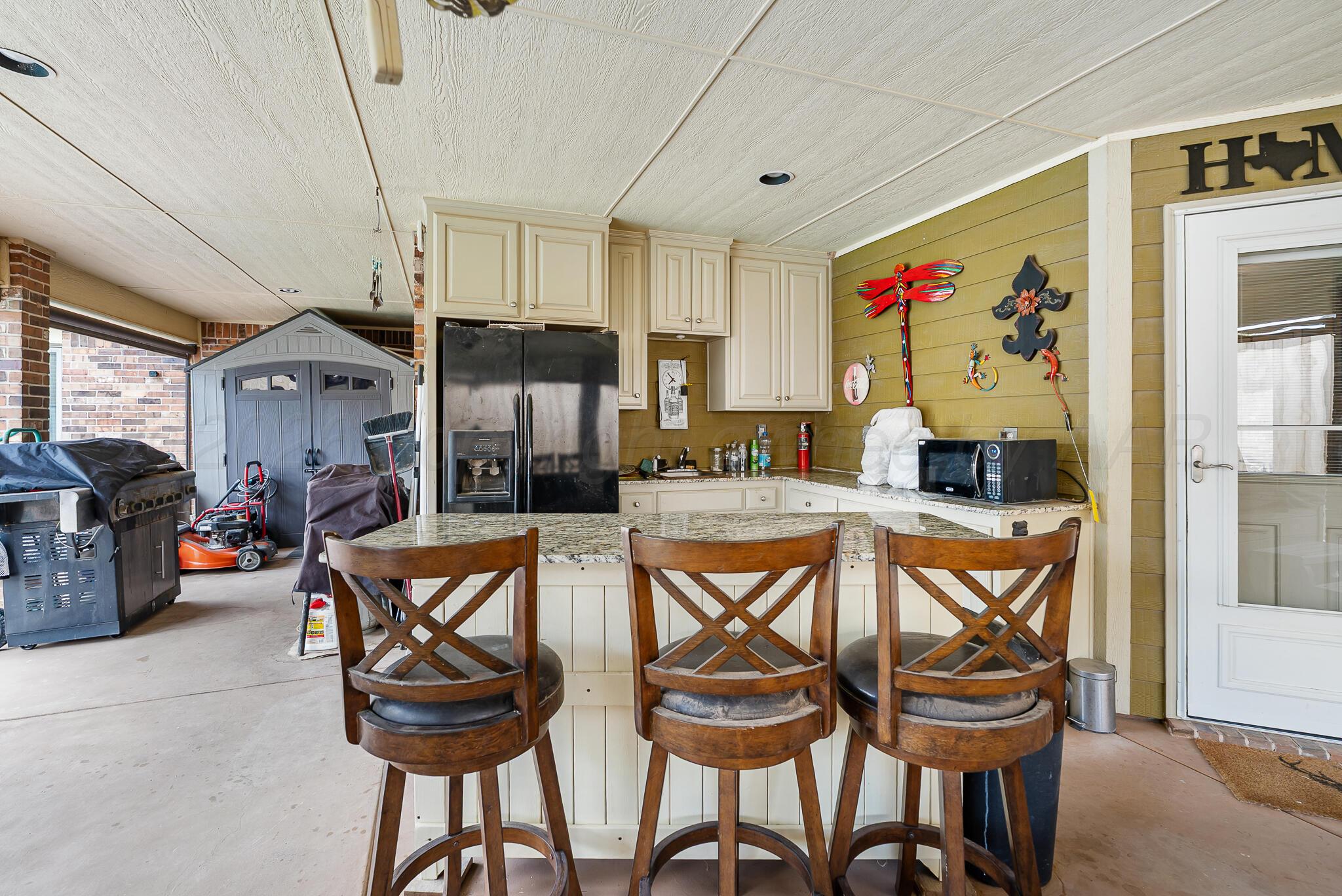 109 Lago Vista Street Property Photo 28