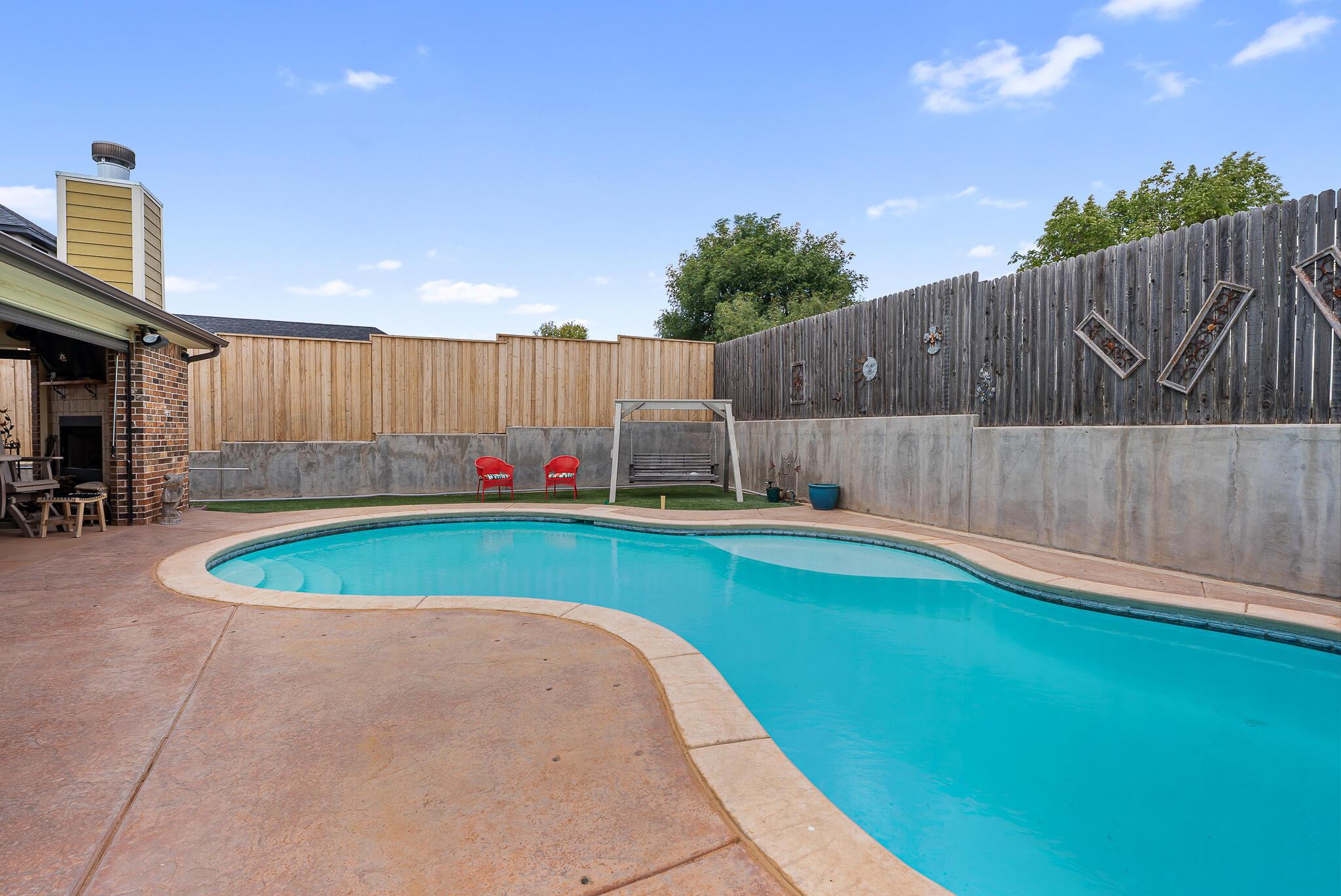 109 Lago Vista Street Property Photo 32