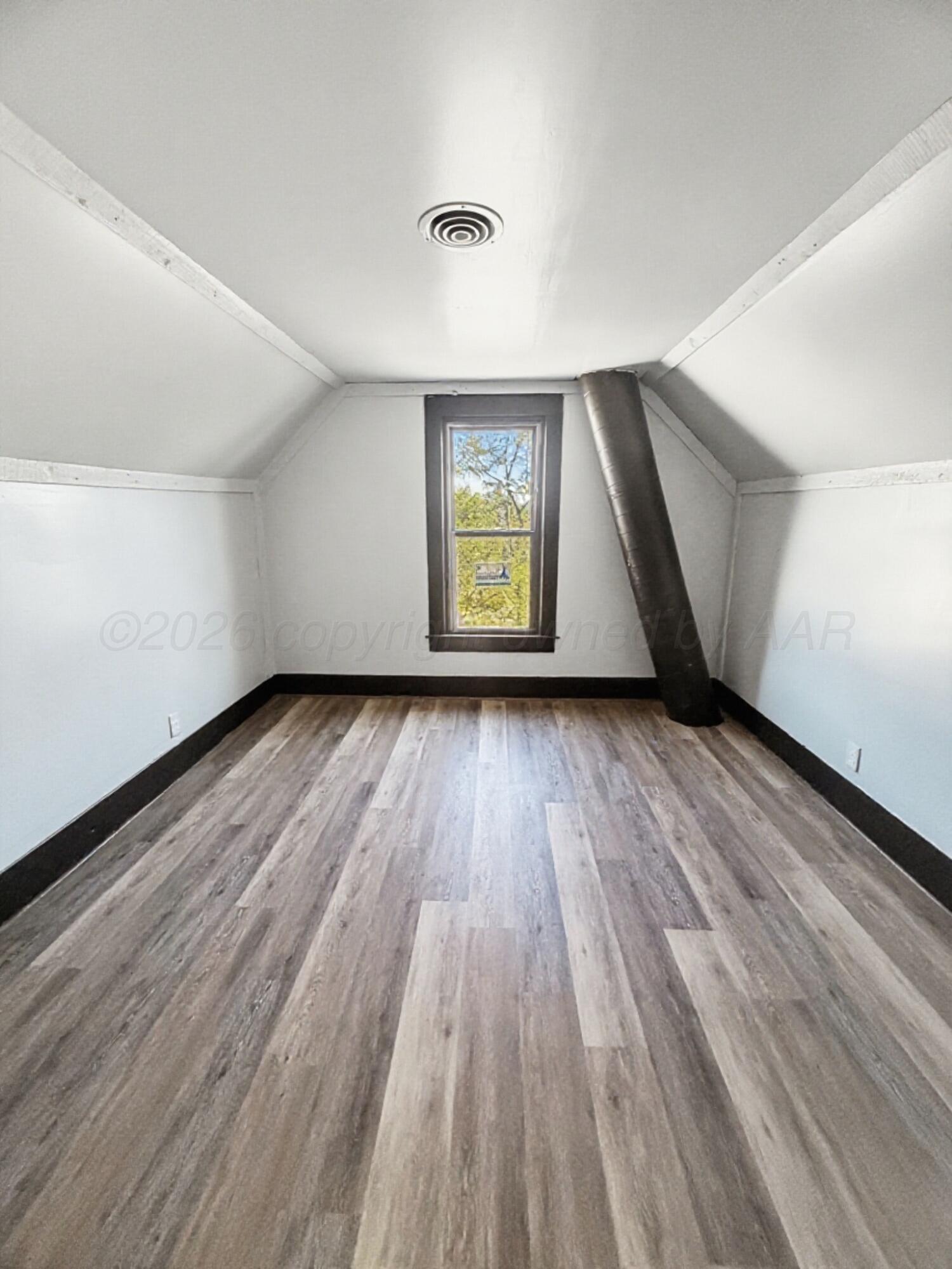 200 Pulitzer Street Property Photo 20