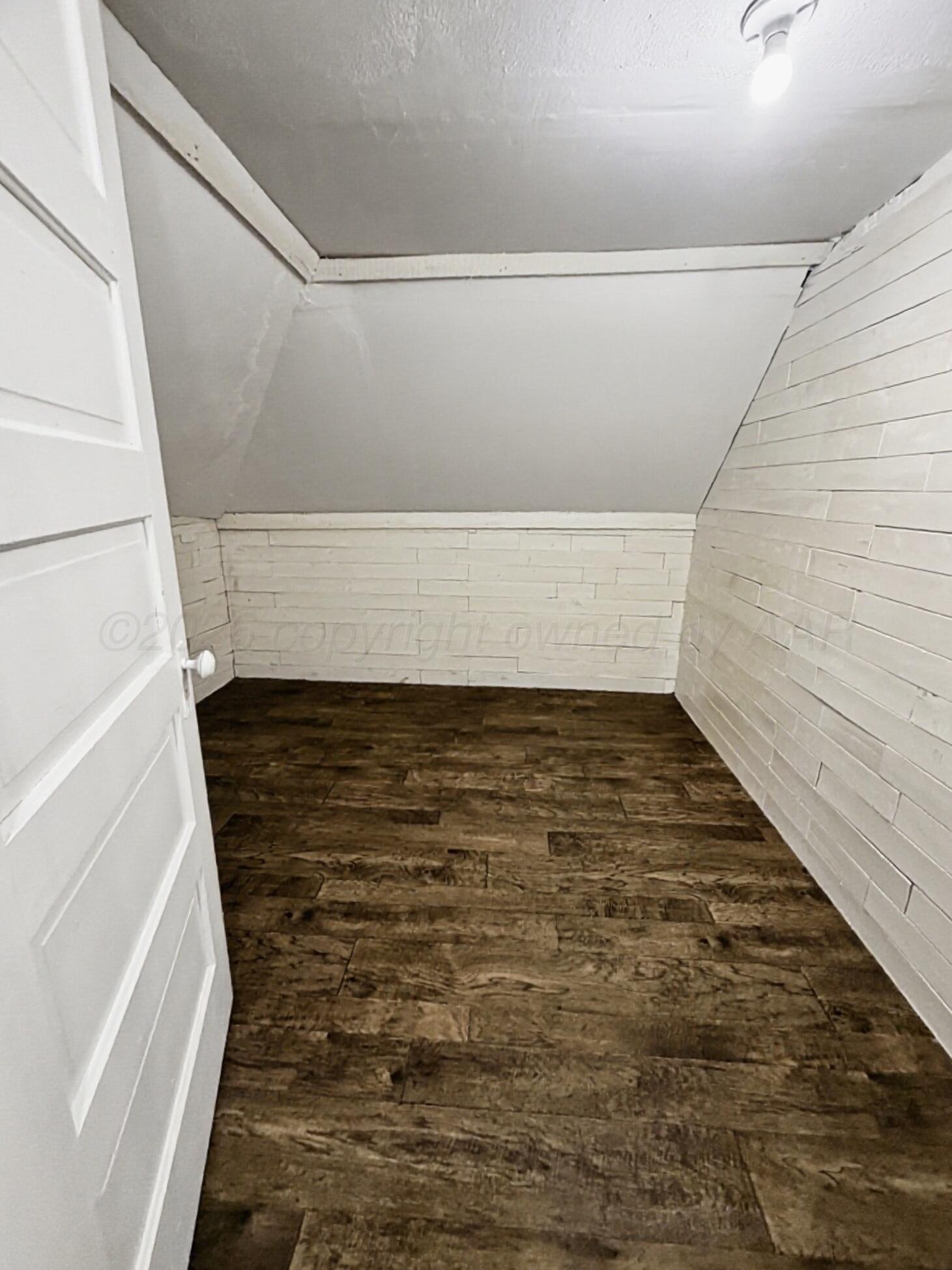 200 Pulitzer Street Property Photo 23