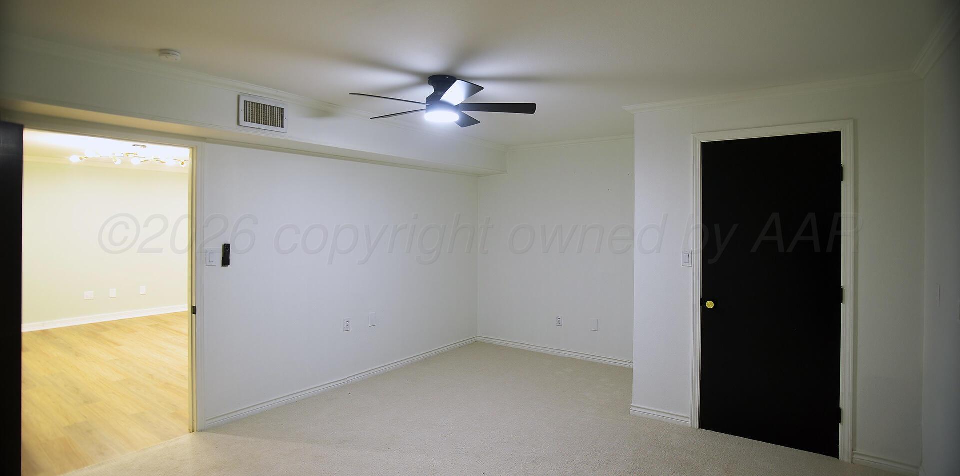 507 Crockett Street Property Photo 27