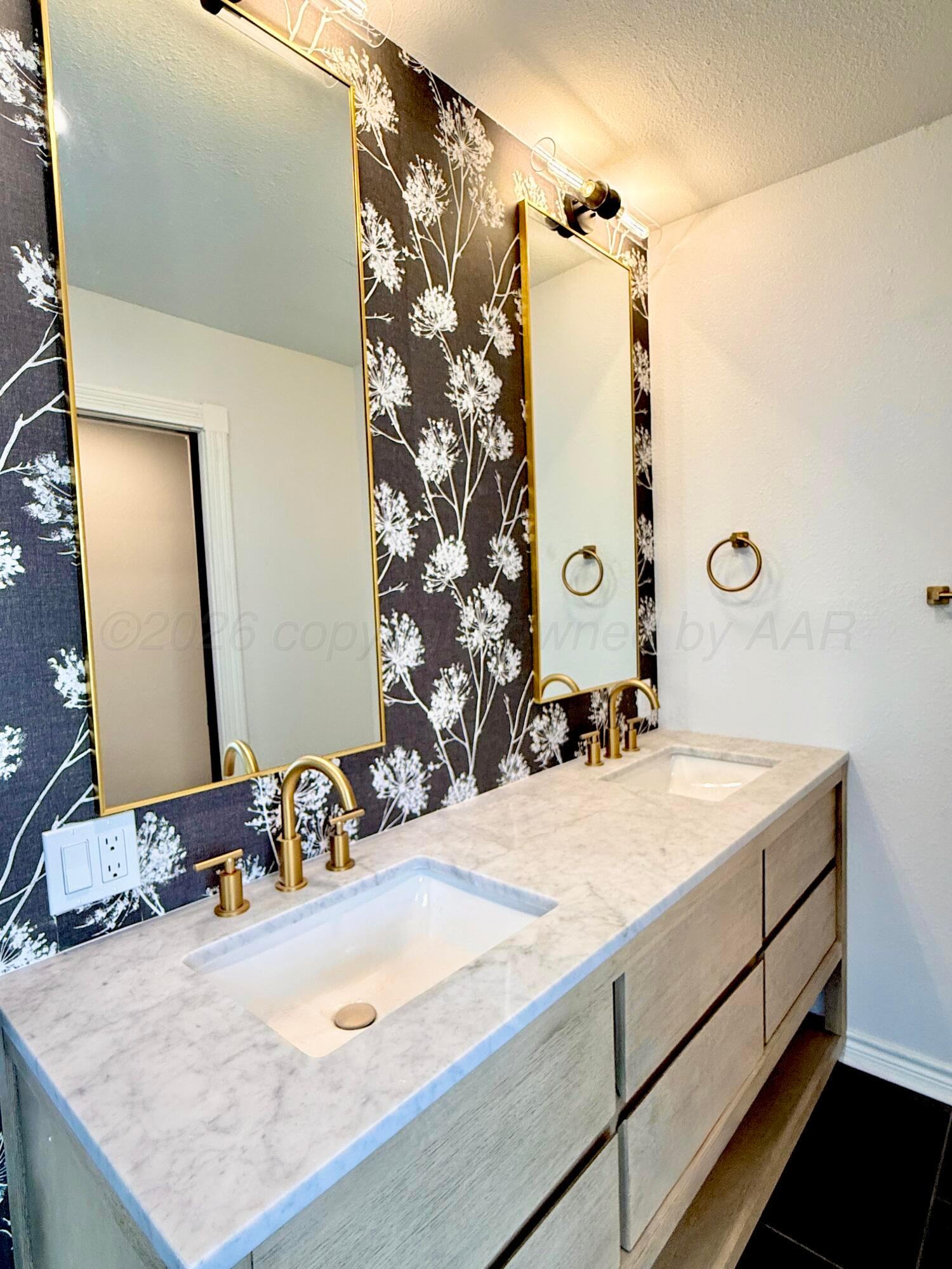 507 Crockett Street Property Photo 57