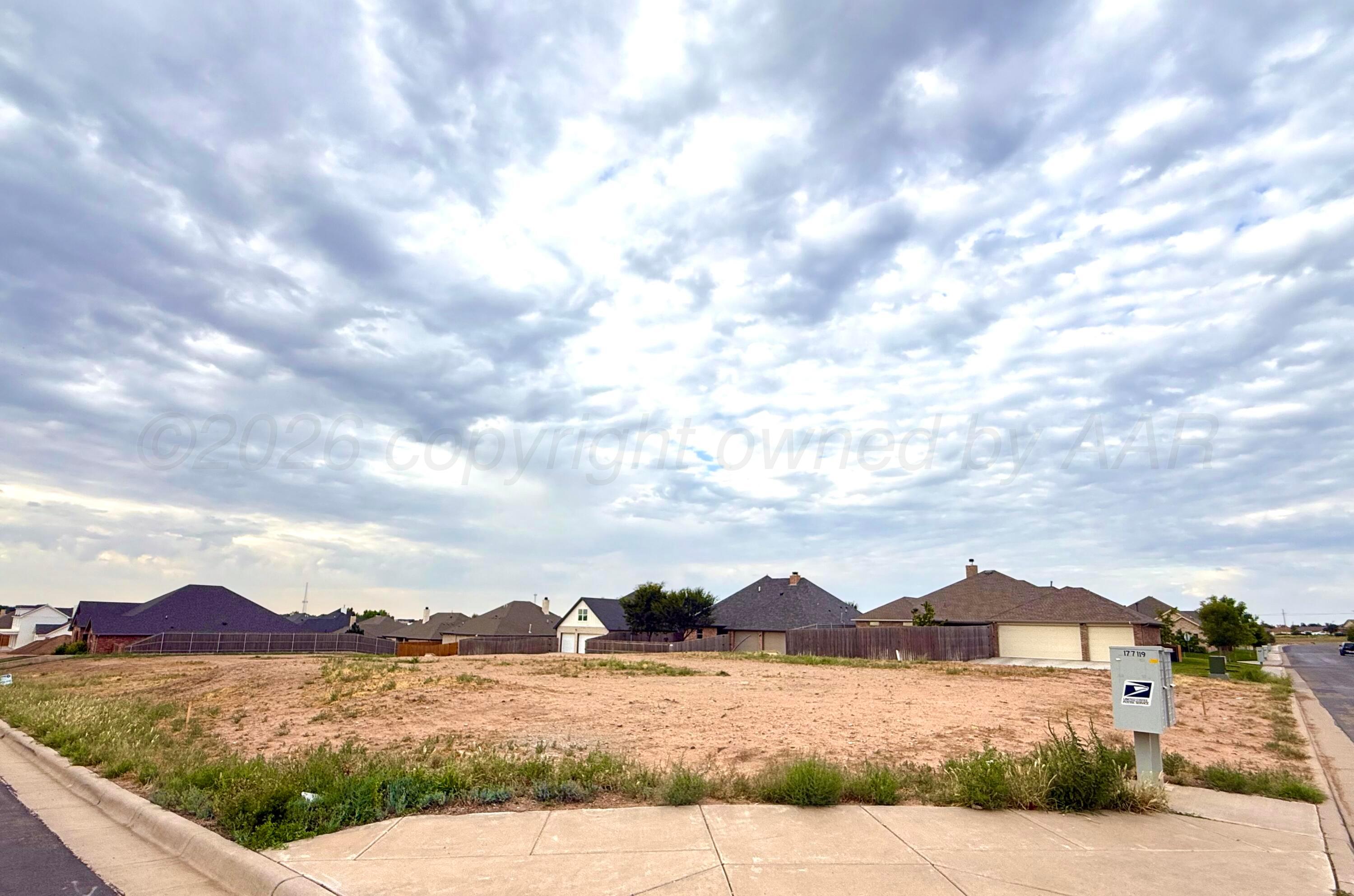 6600 Isabella Drive Property Photo 5