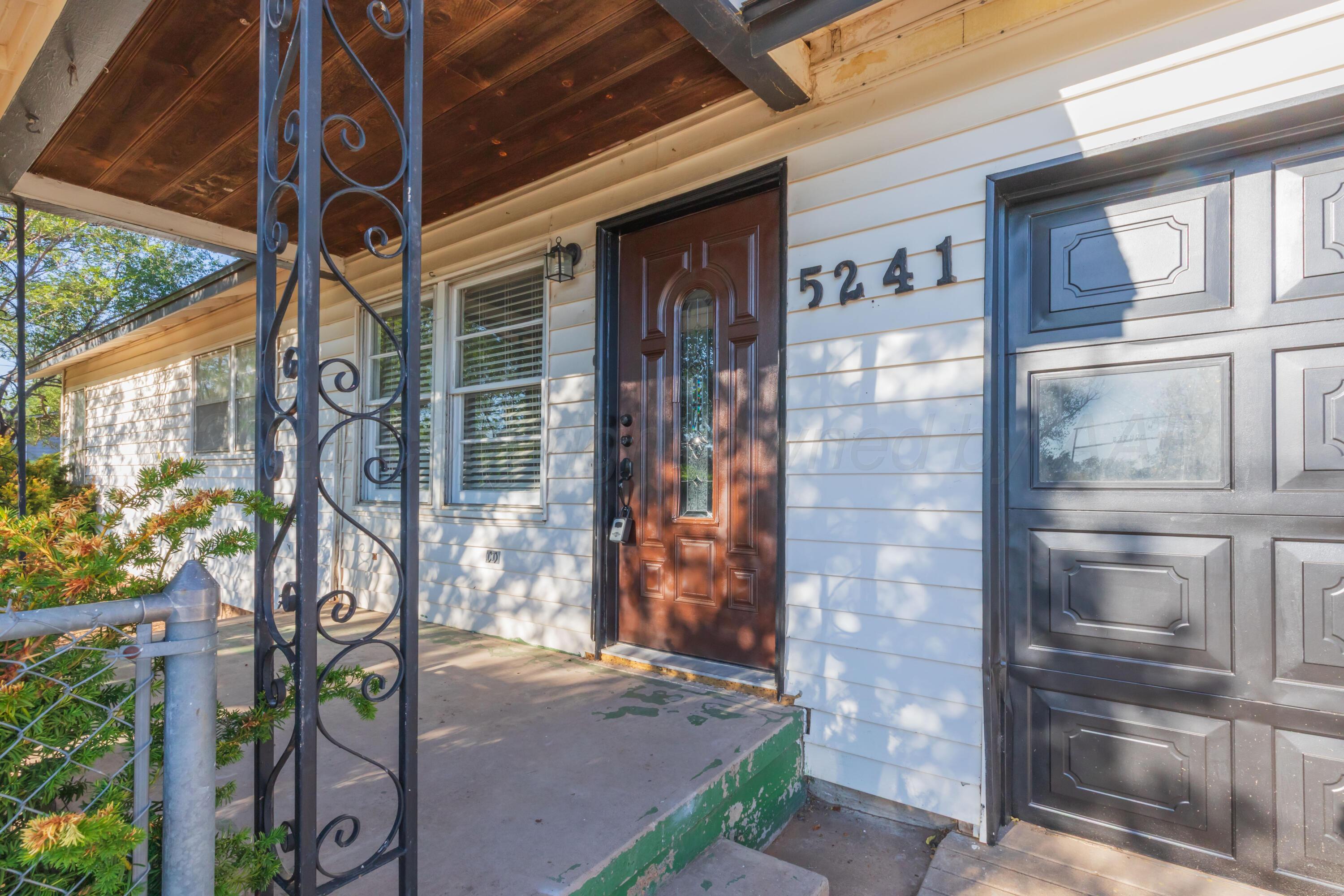 5241 Morning Drive Property Photo 2