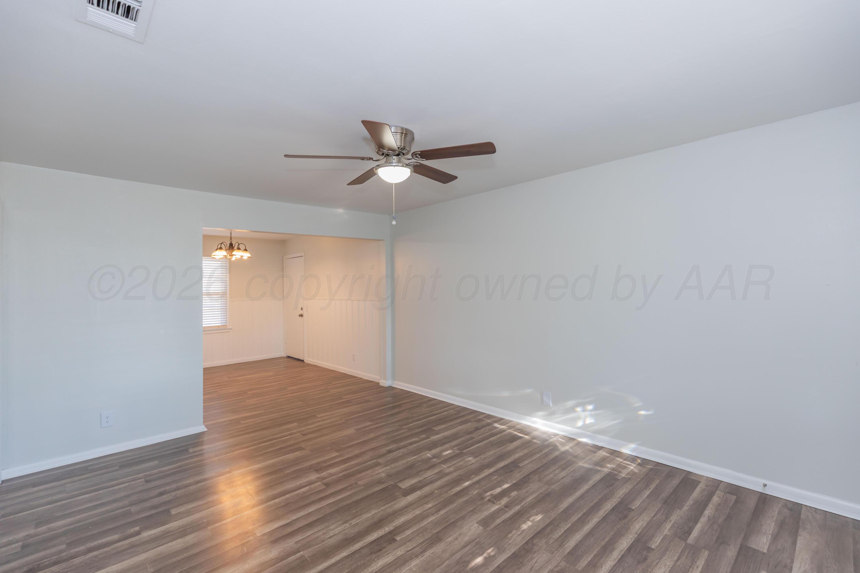 5241 Morning Drive Property Photo 6