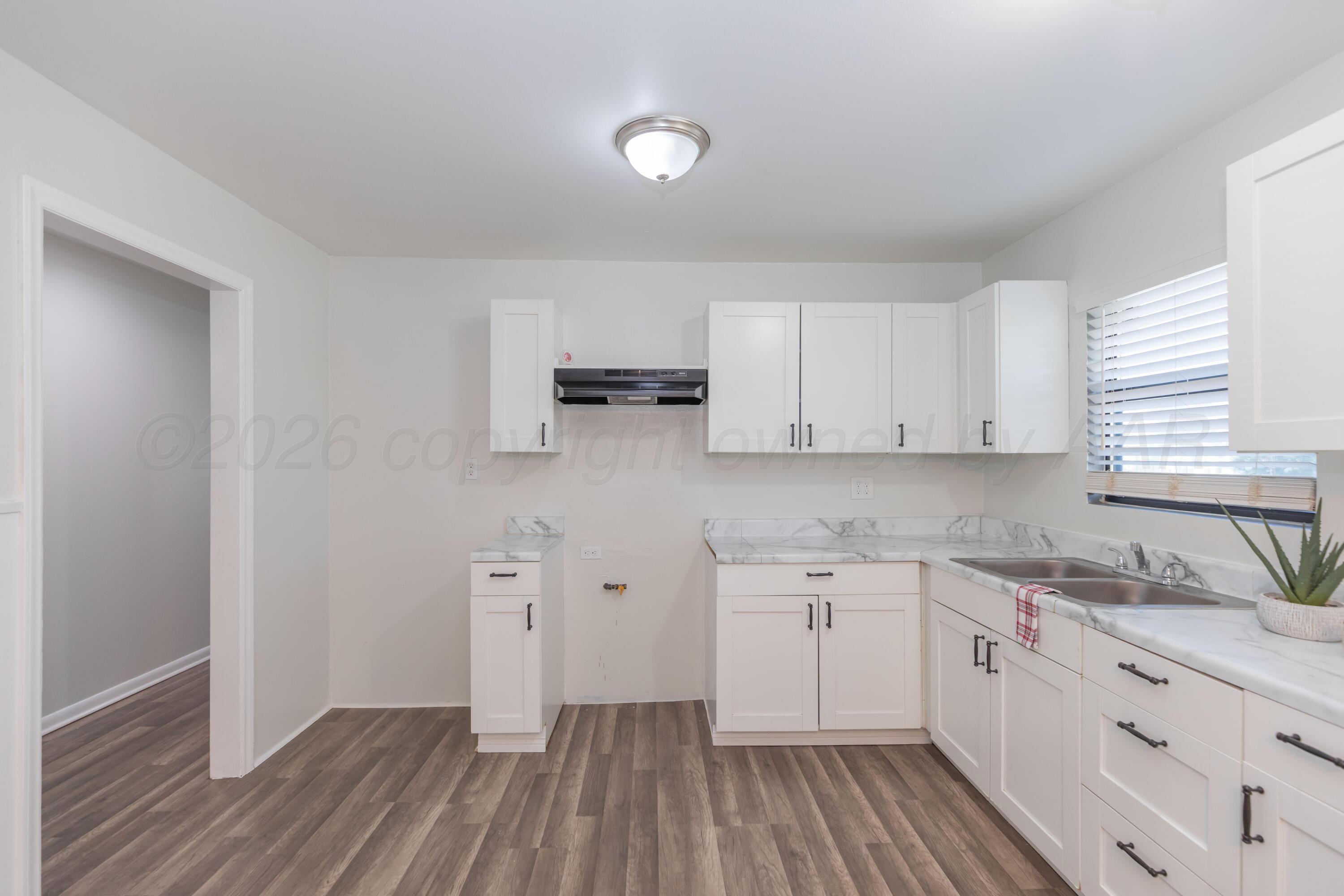 5241 Morning Drive Property Photo 12