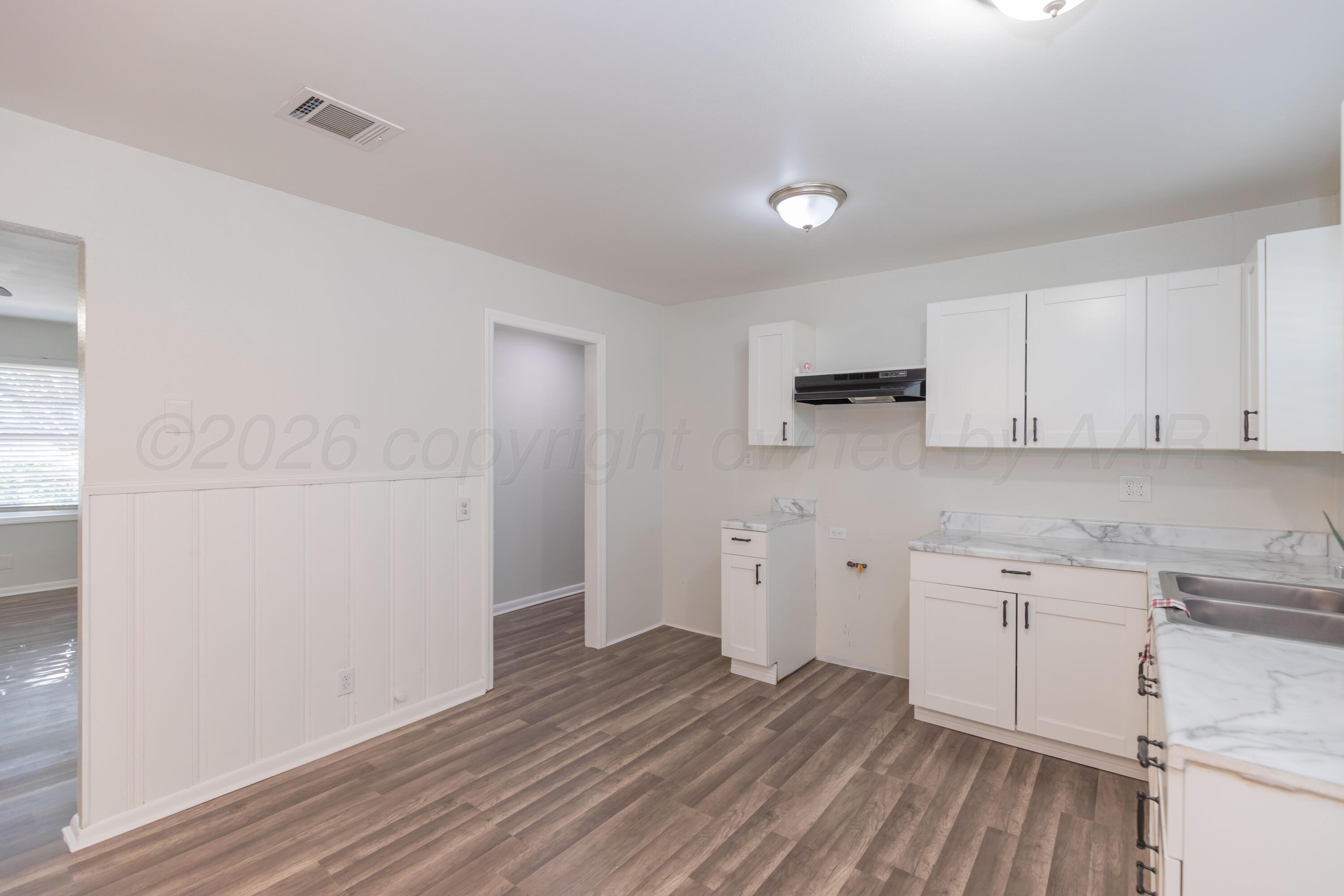 5241 Morning Drive Property Photo 13