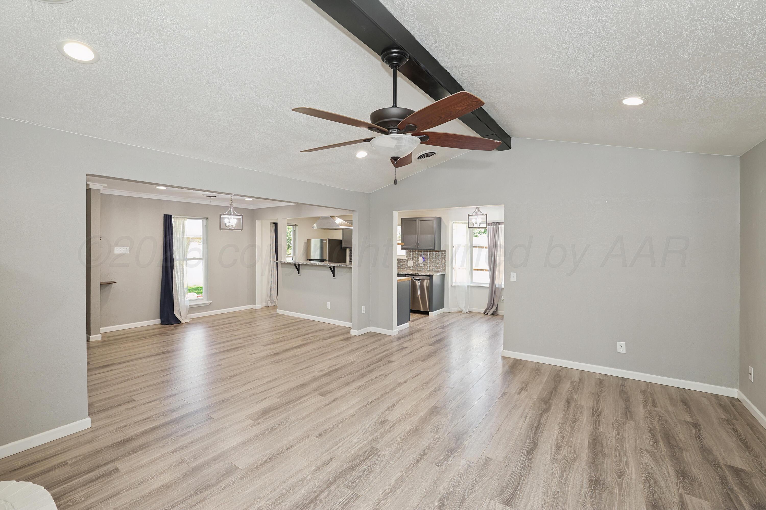 1017 Santa Fe Trail Property Photo 5