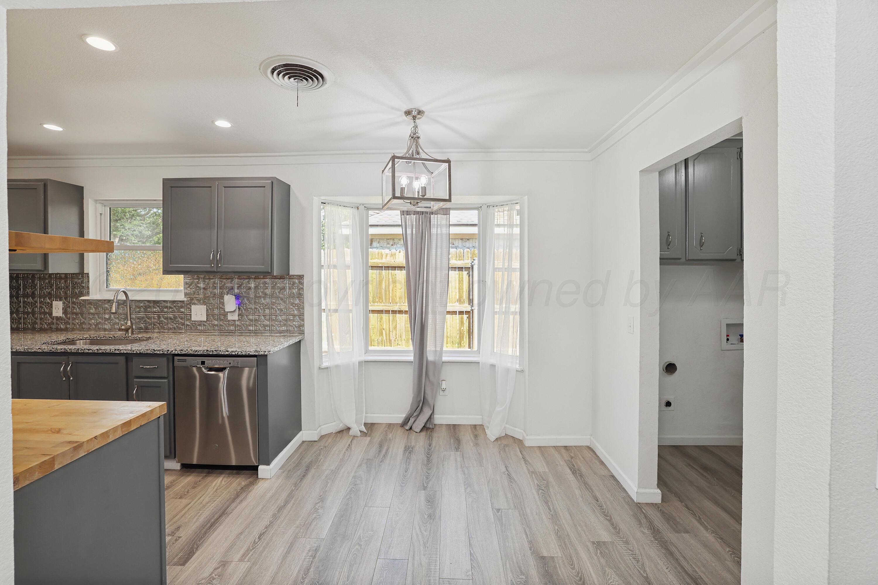 1017 Santa Fe Trail Property Photo 10
