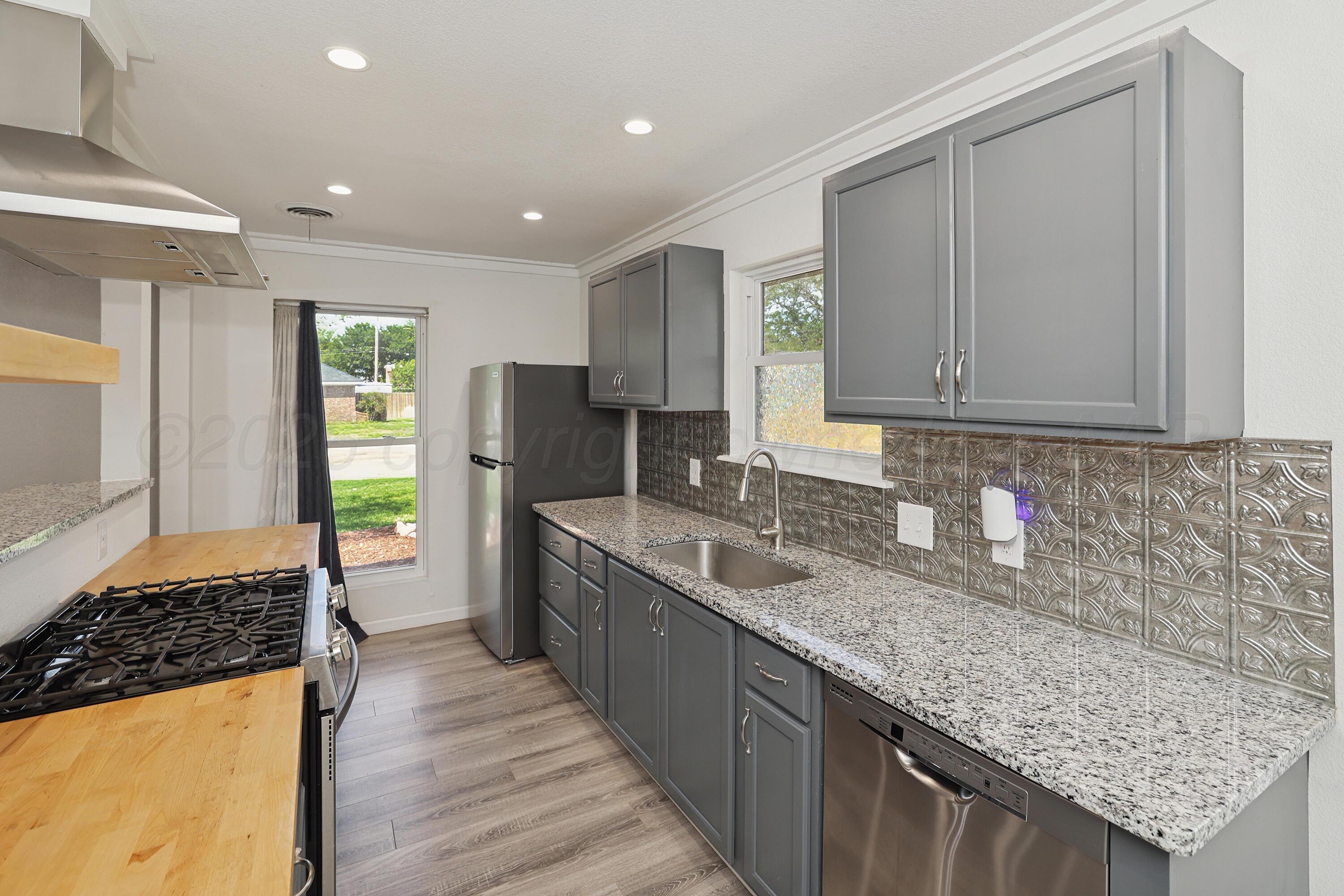 1017 Santa Fe Trail Property Photo 12