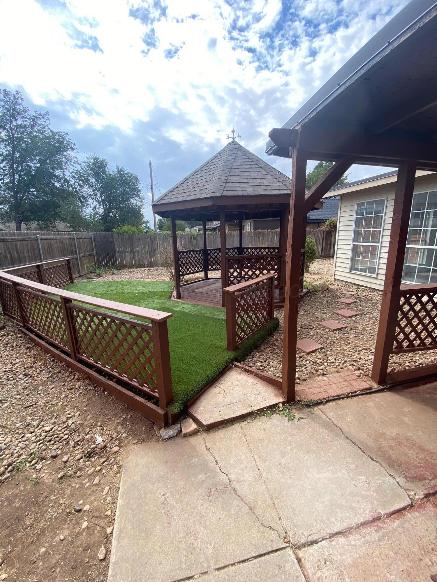 1017 Santa Fe Trail Property Photo 28