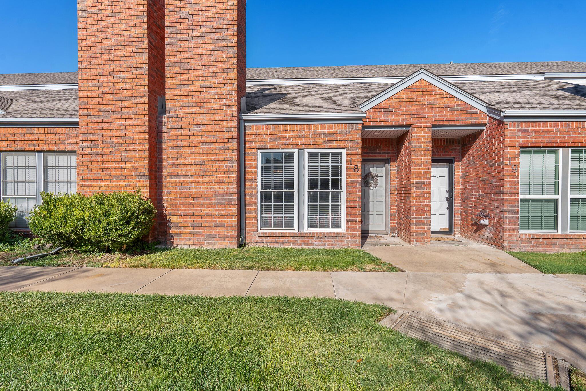 3401 BRENNAN #18 Property Photo 1