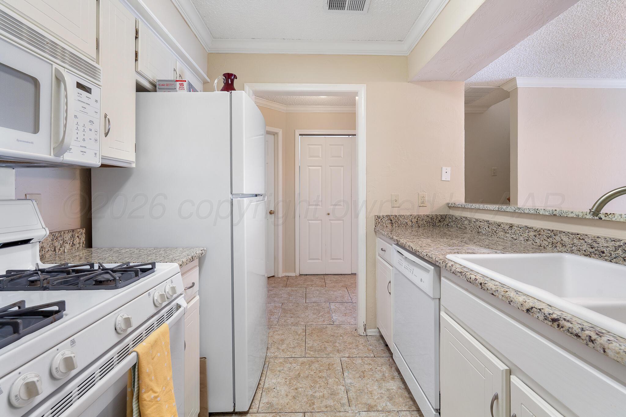 3401 Brennan #18 Property Photo 6