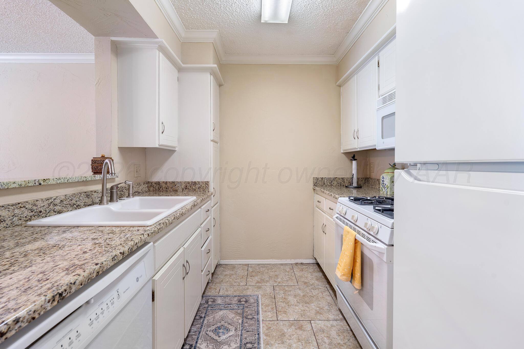 3401 Brennan #18 Property Photo 7