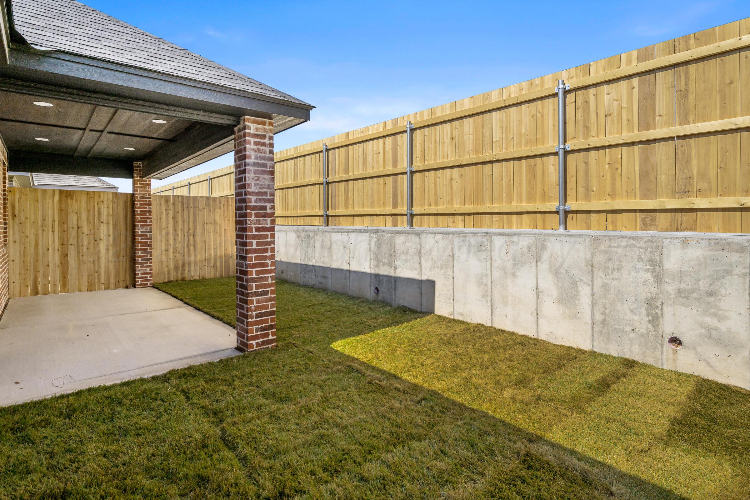 1109 Rosenda Lane Property Photo 12