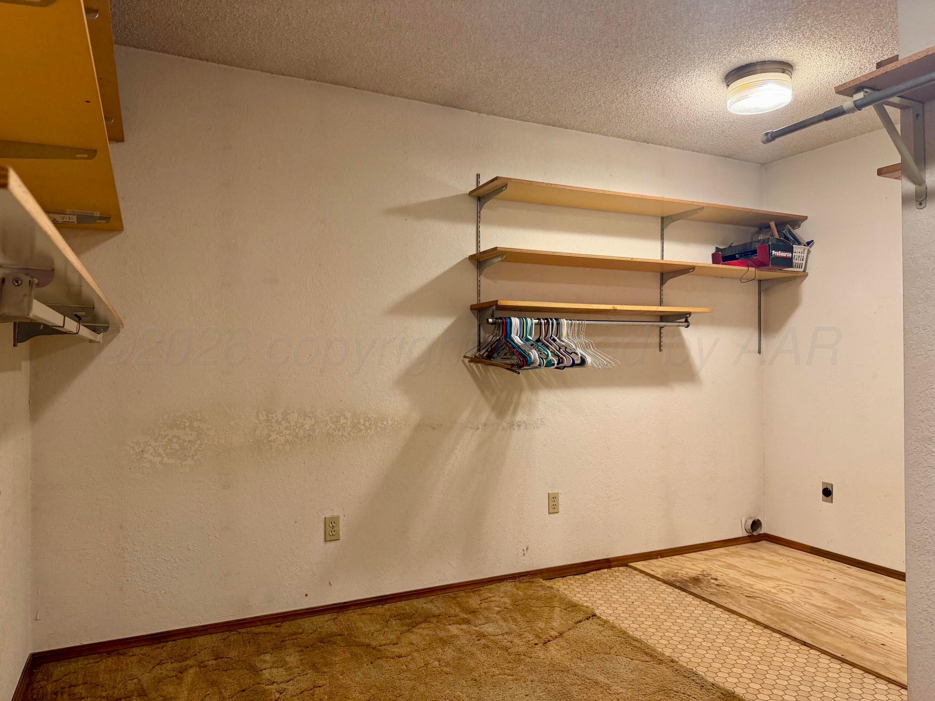 401 Ave J Se Property Photo 17