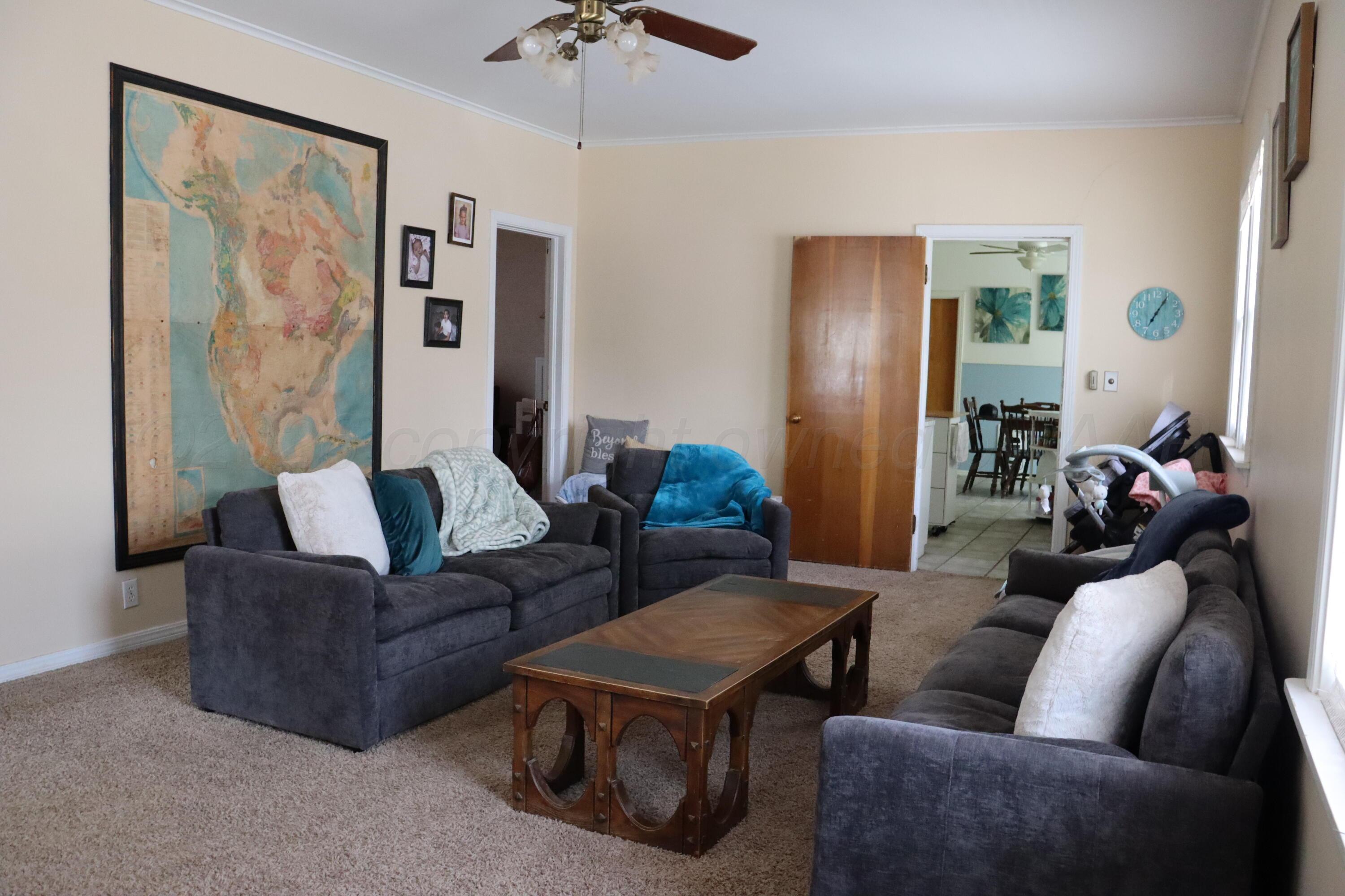 809 Conlen Avenue Property Photo 2