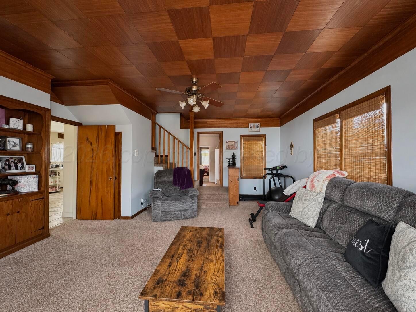 809 Conlen Avenue Property Photo 8