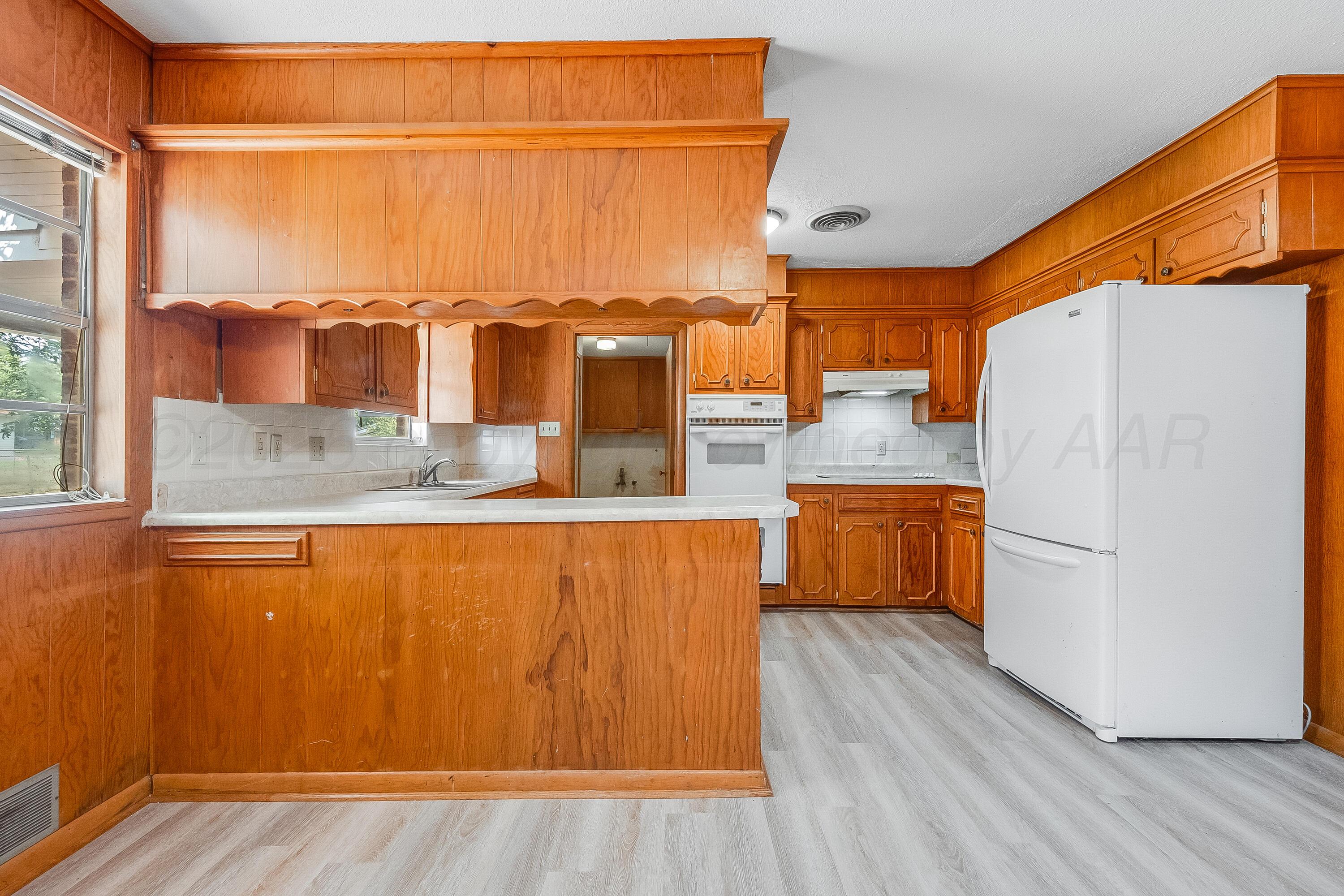 609 Ware Avenue Property Photo 8