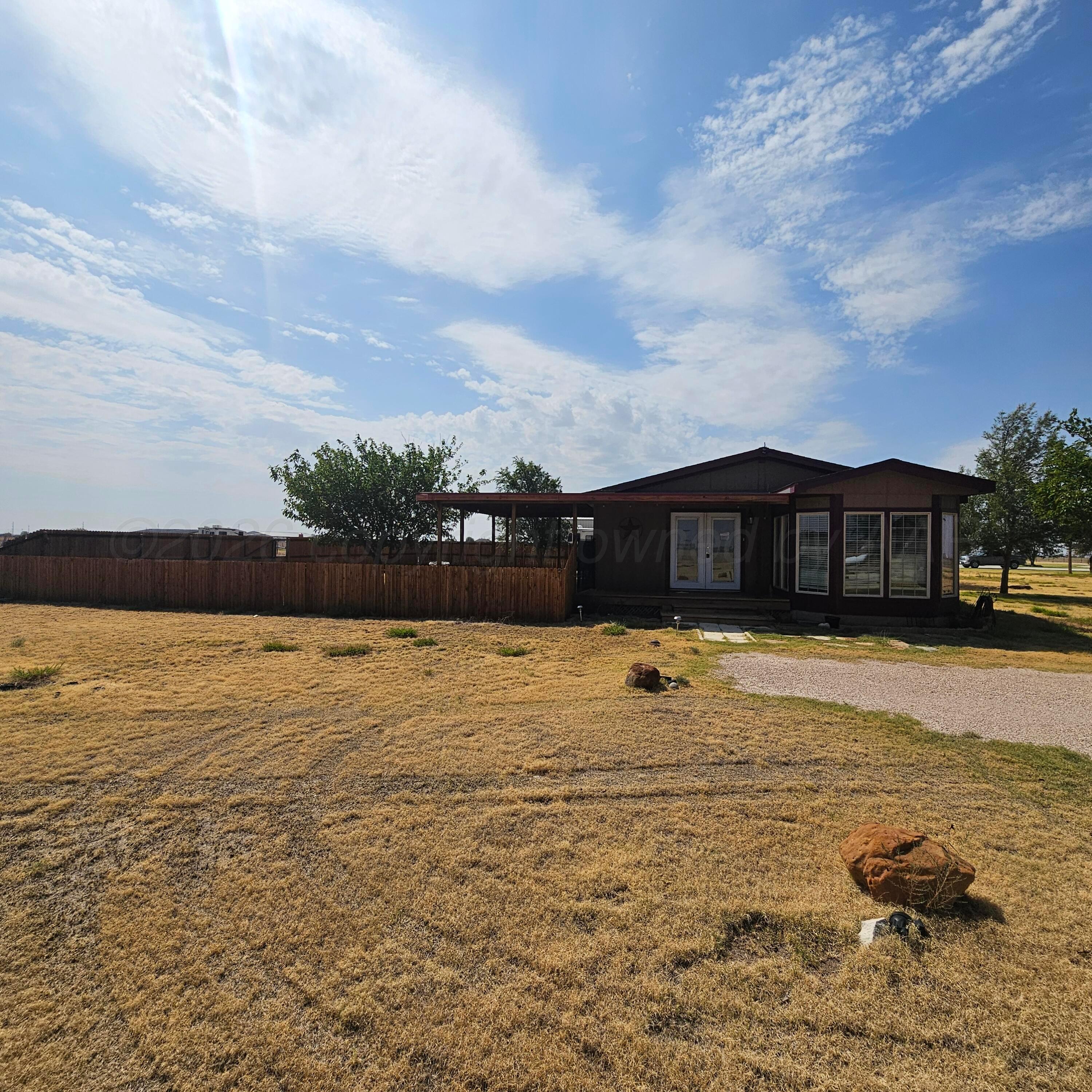 20251 Raintree Lane Property Photo 4