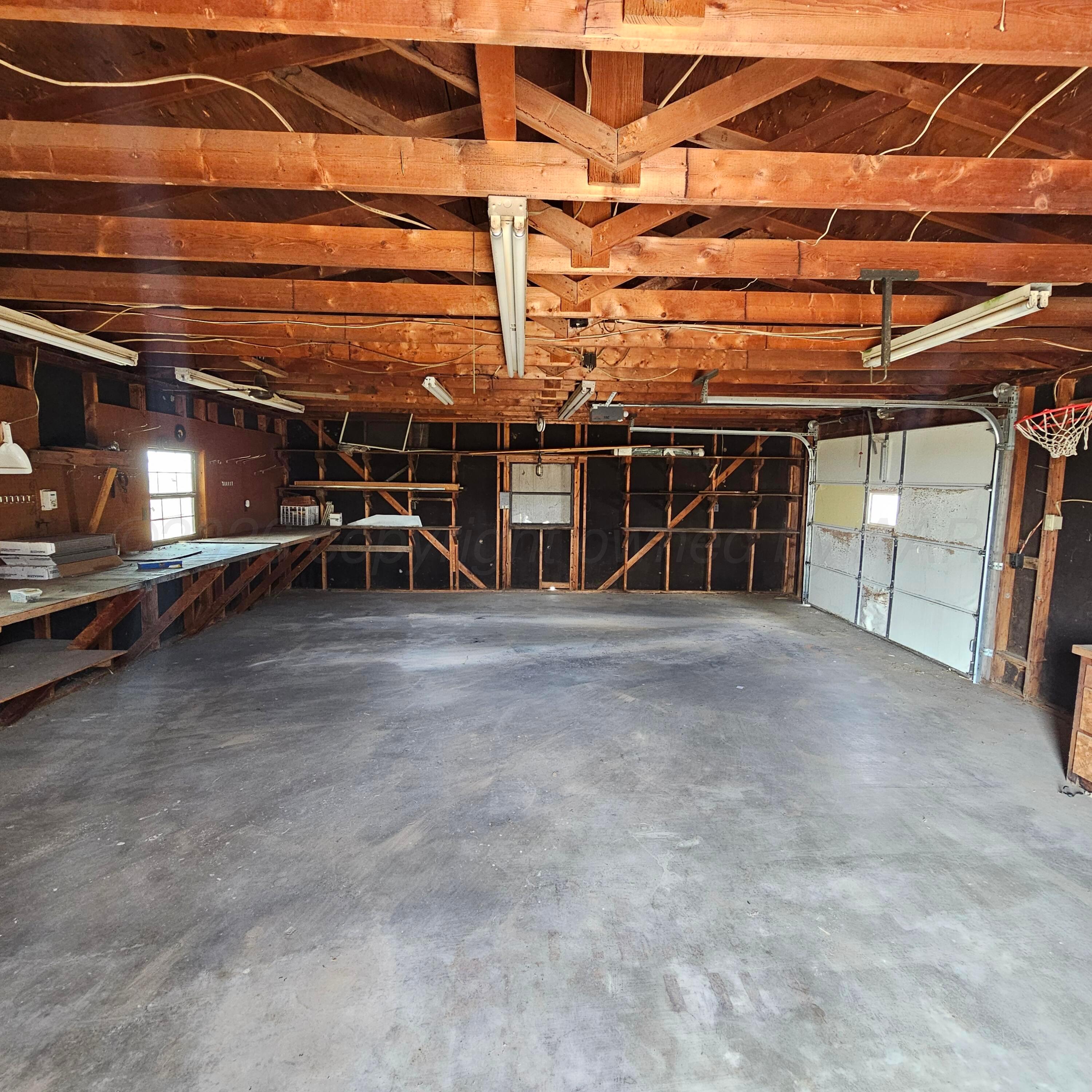 20251 Raintree Lane Property Photo 38