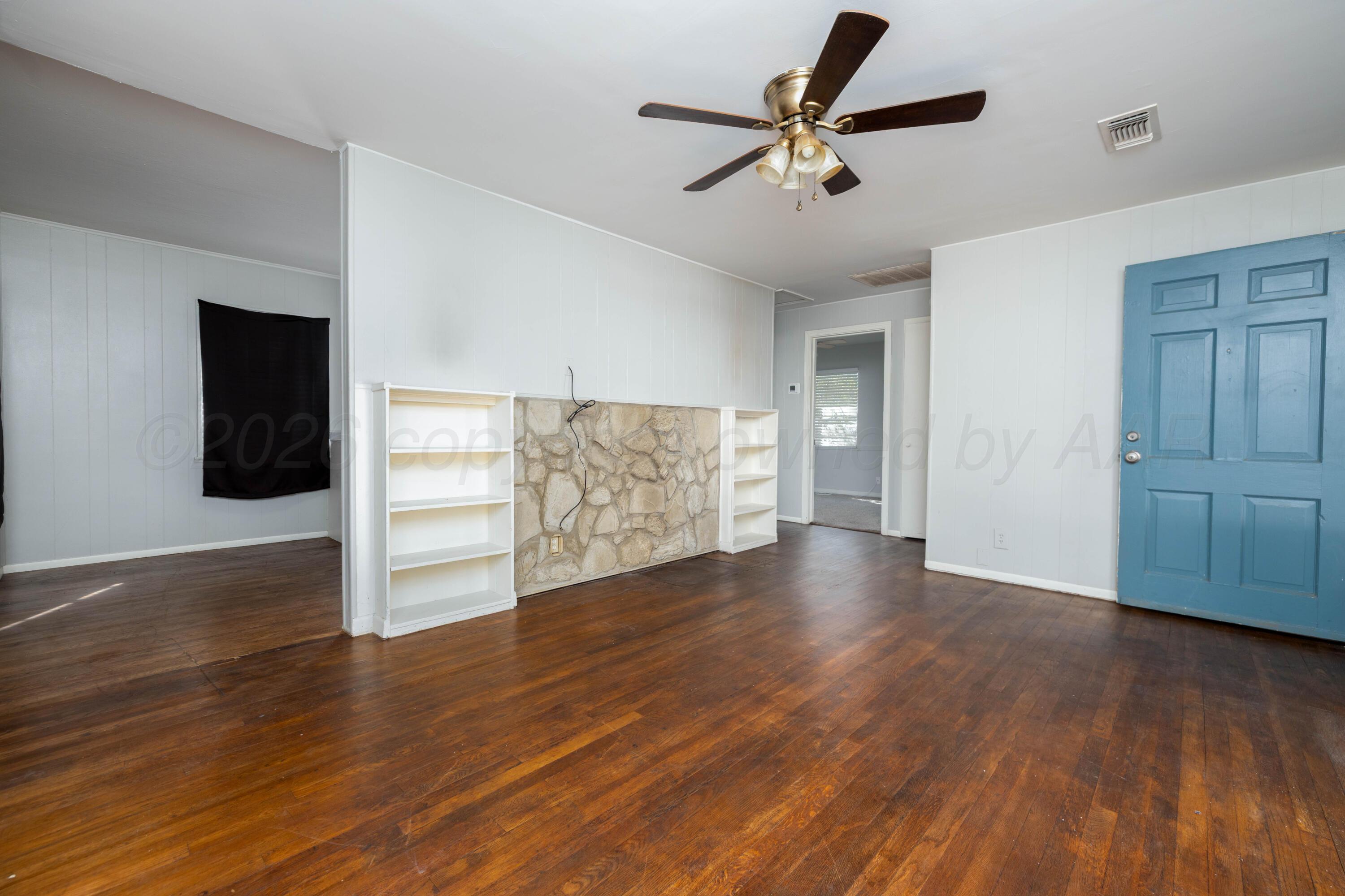 4219 Gables Street Property Photo 6
