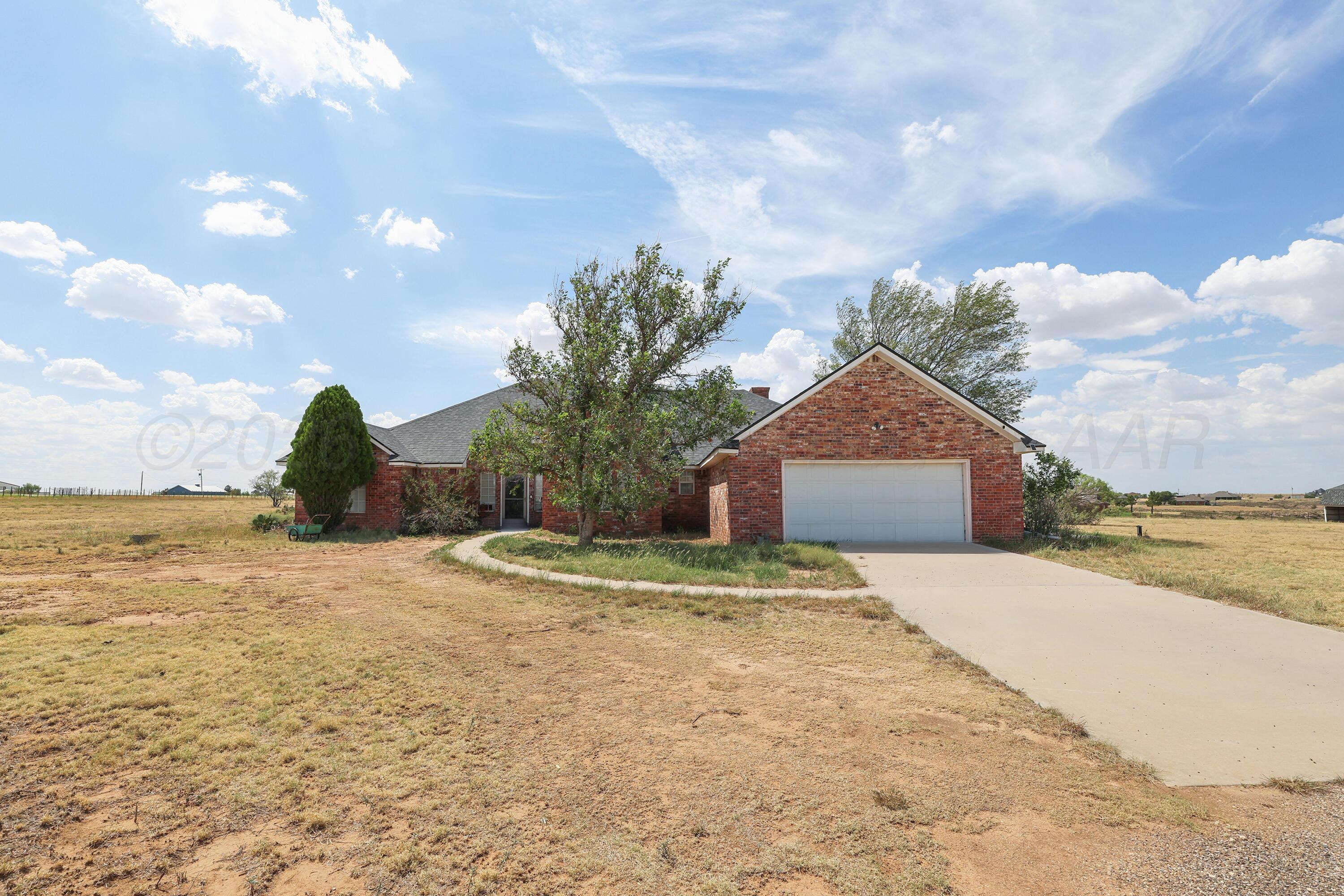 1401 Daws Drive Property Photo 2
