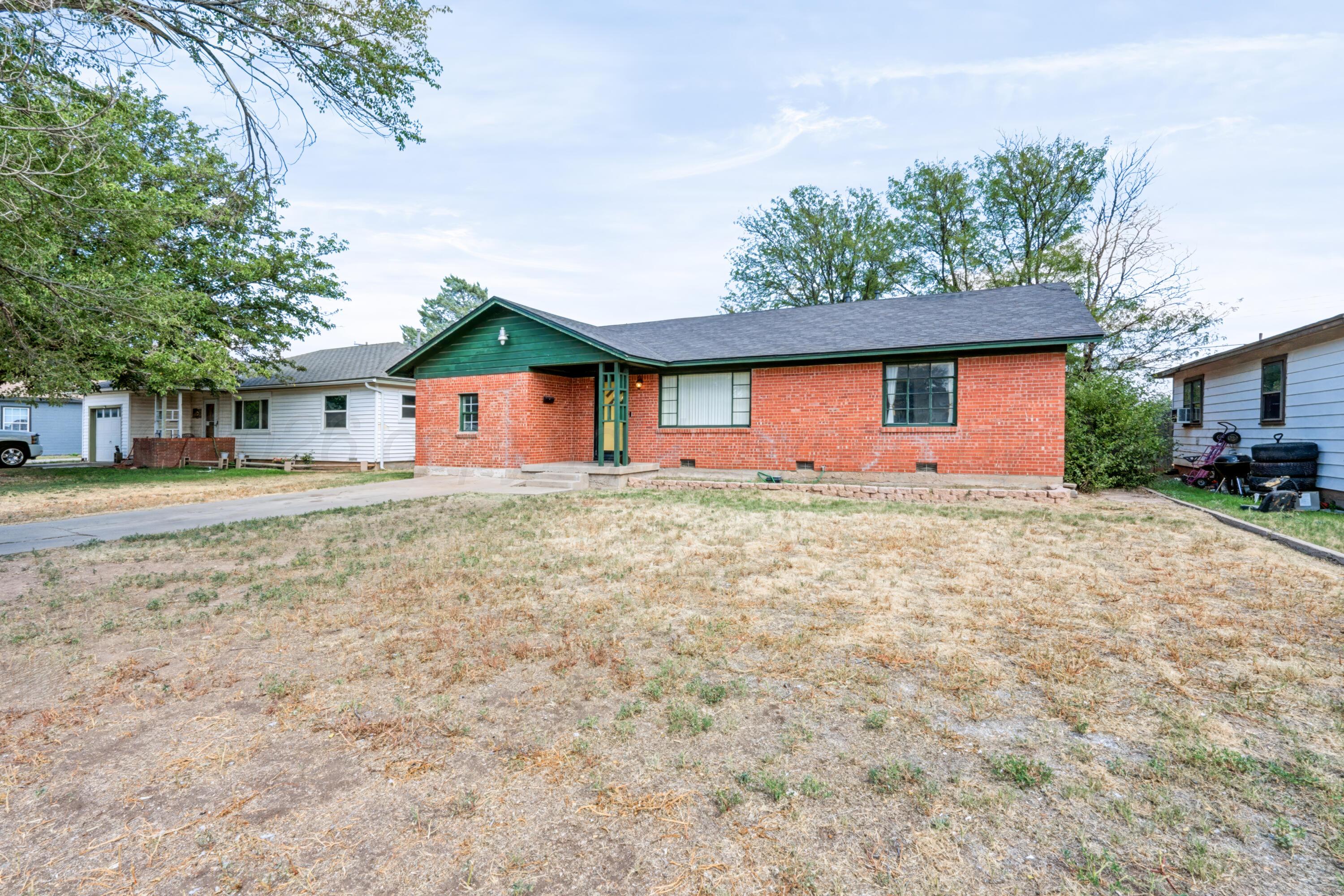 4119 Crockett Street Property Photo 2
