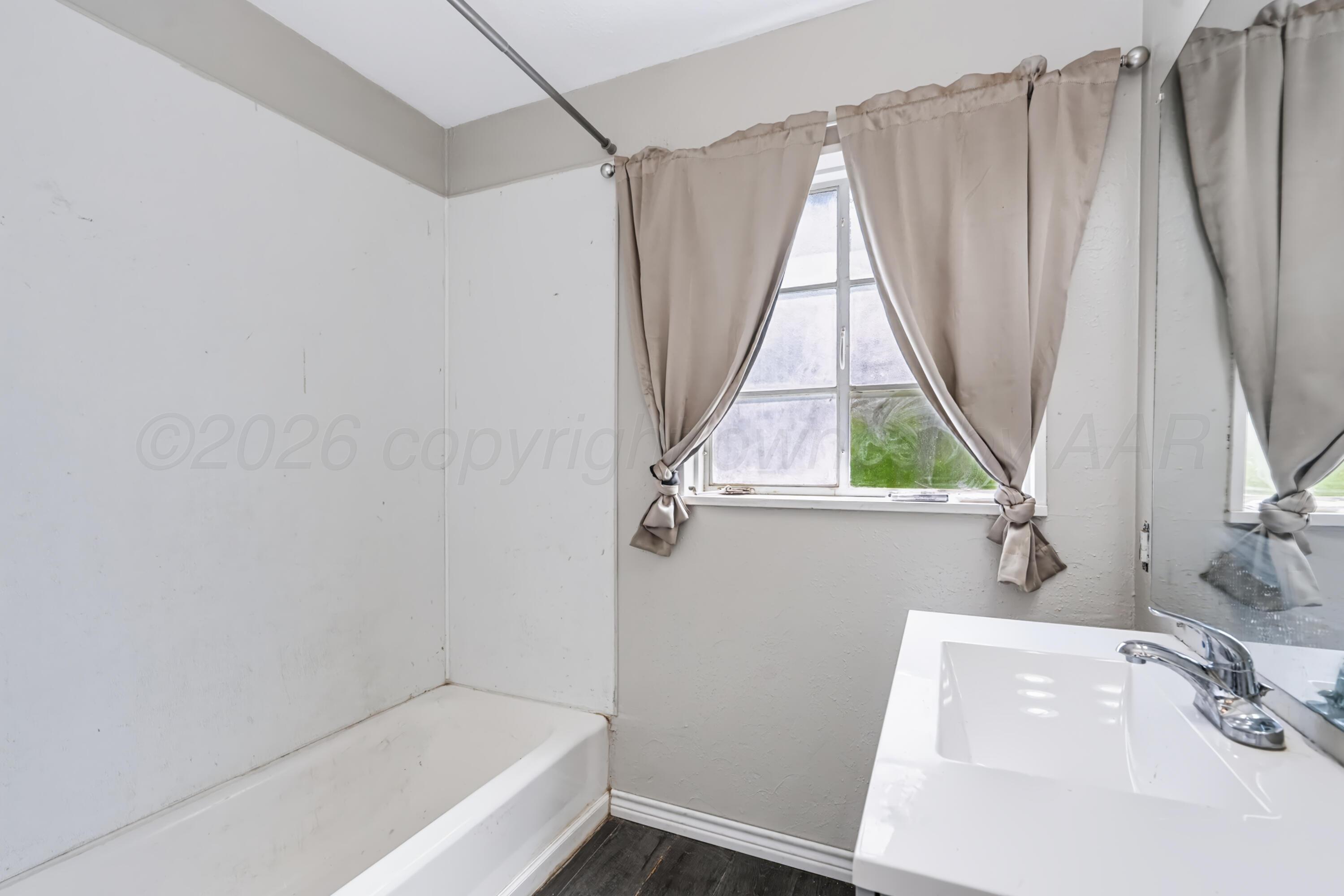 4119 Crockett Street Property Photo 22