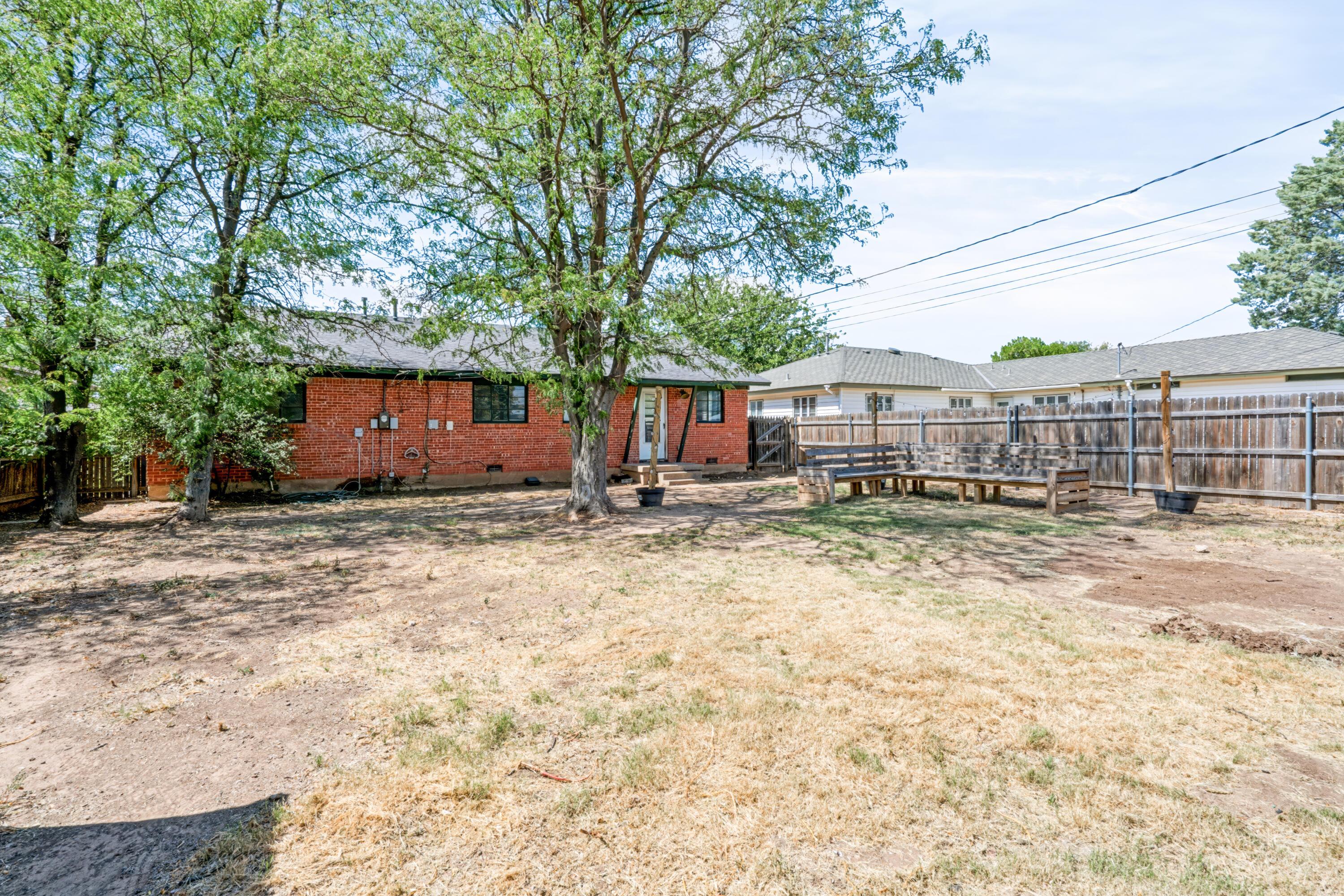 4119 Crockett Street Property Photo 24