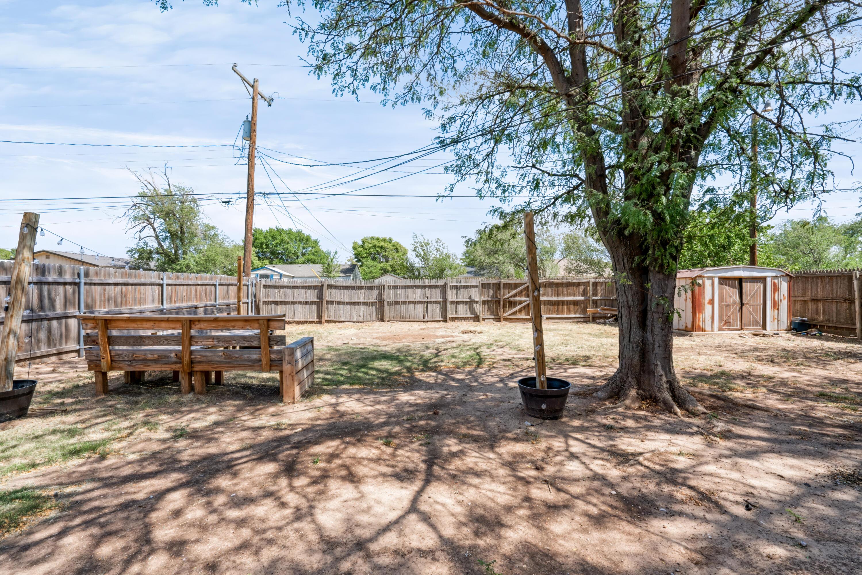 4119 Crockett Street Property Photo 25