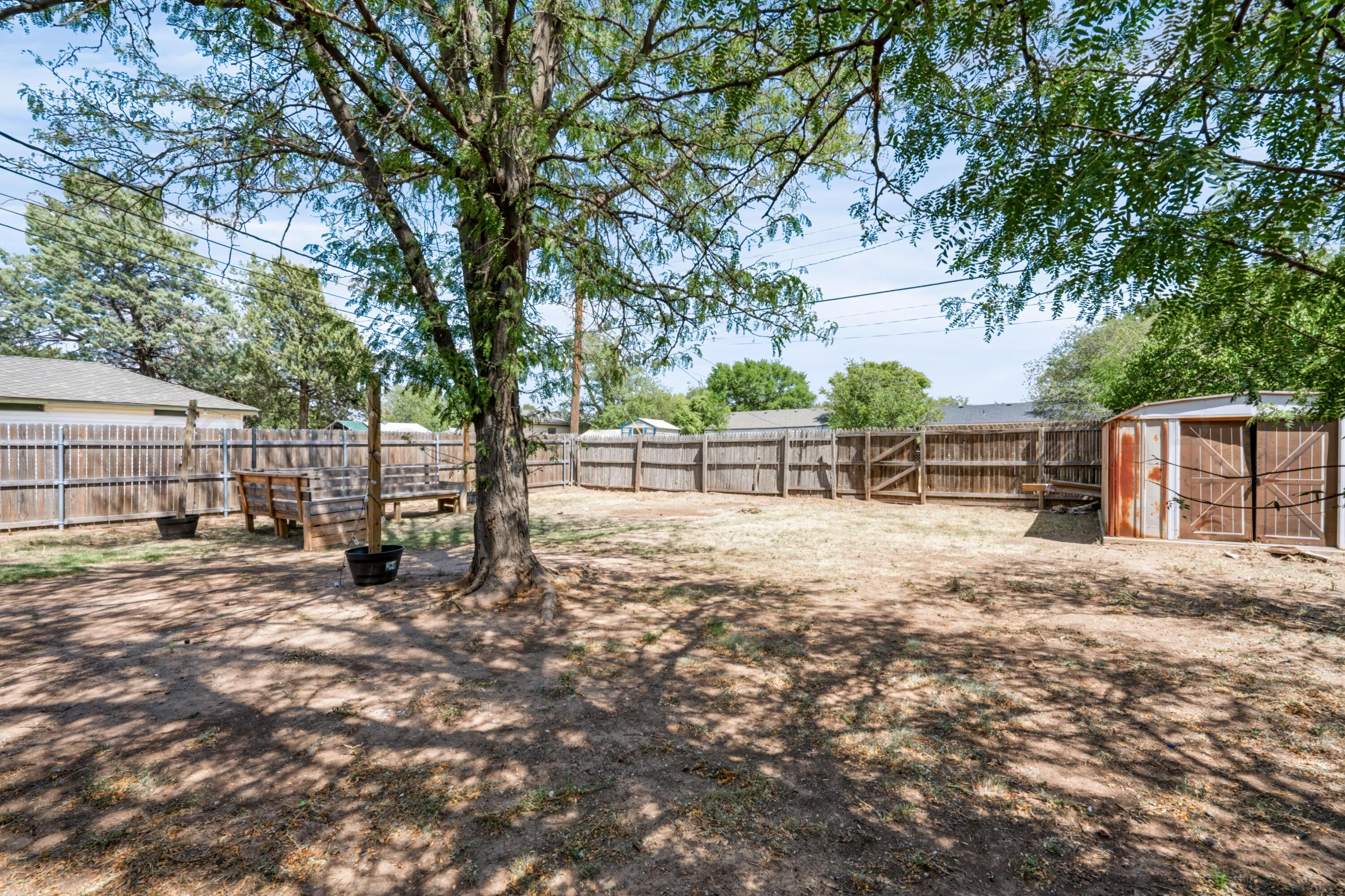 4119 Crockett Street Property Photo 26