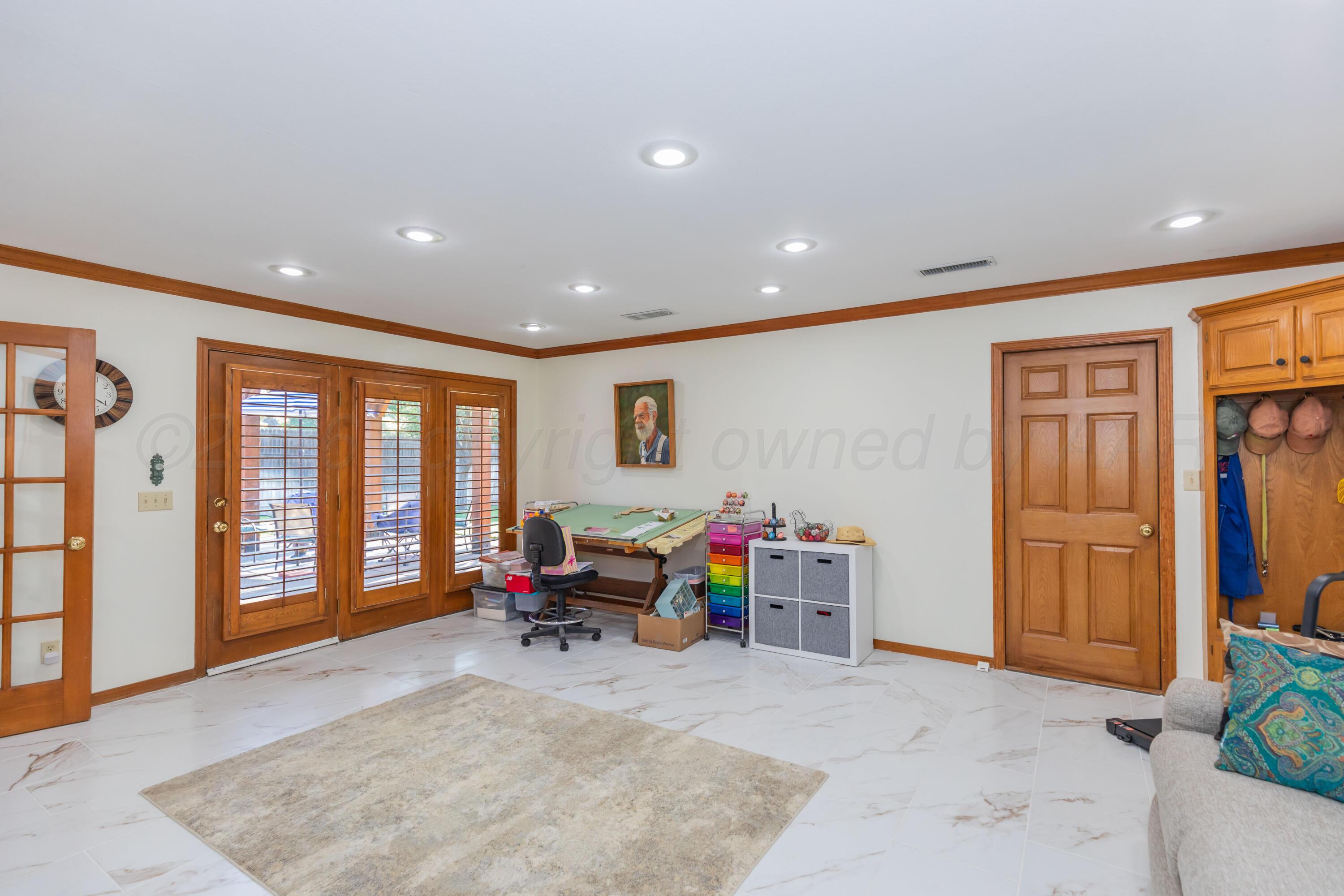 6411 Andover Drive Property Photo 6