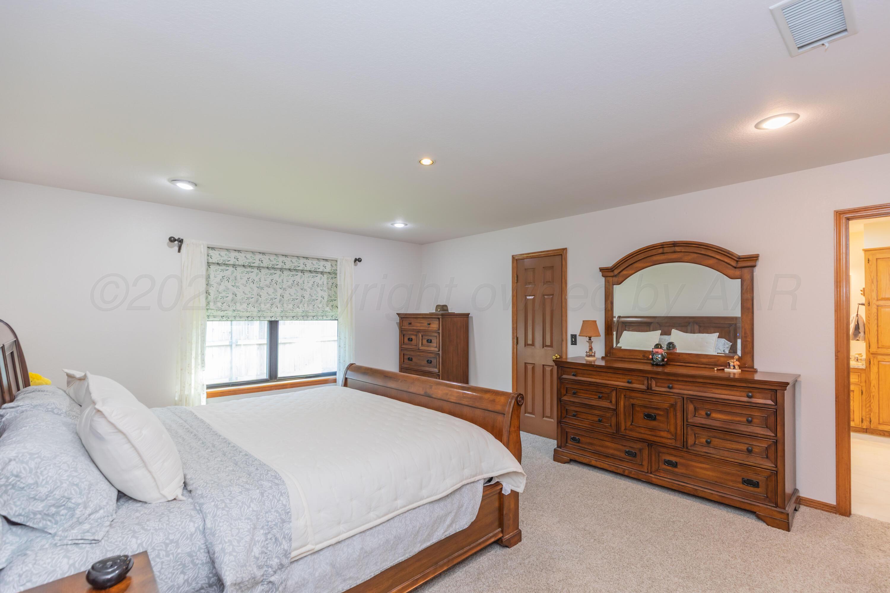 6411 Andover Drive Property Photo 7