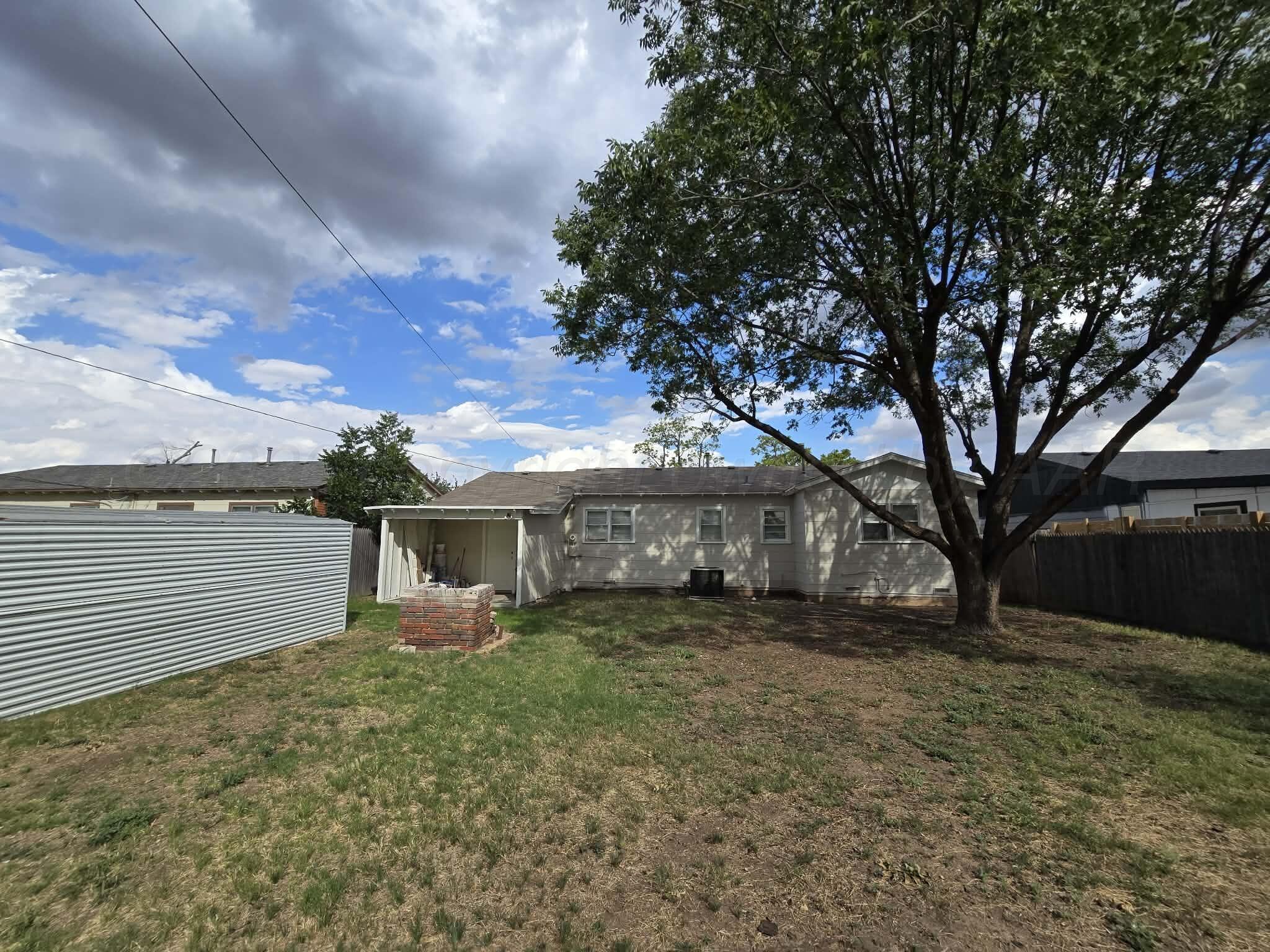 2722 S Woodland Street Property Photo 13