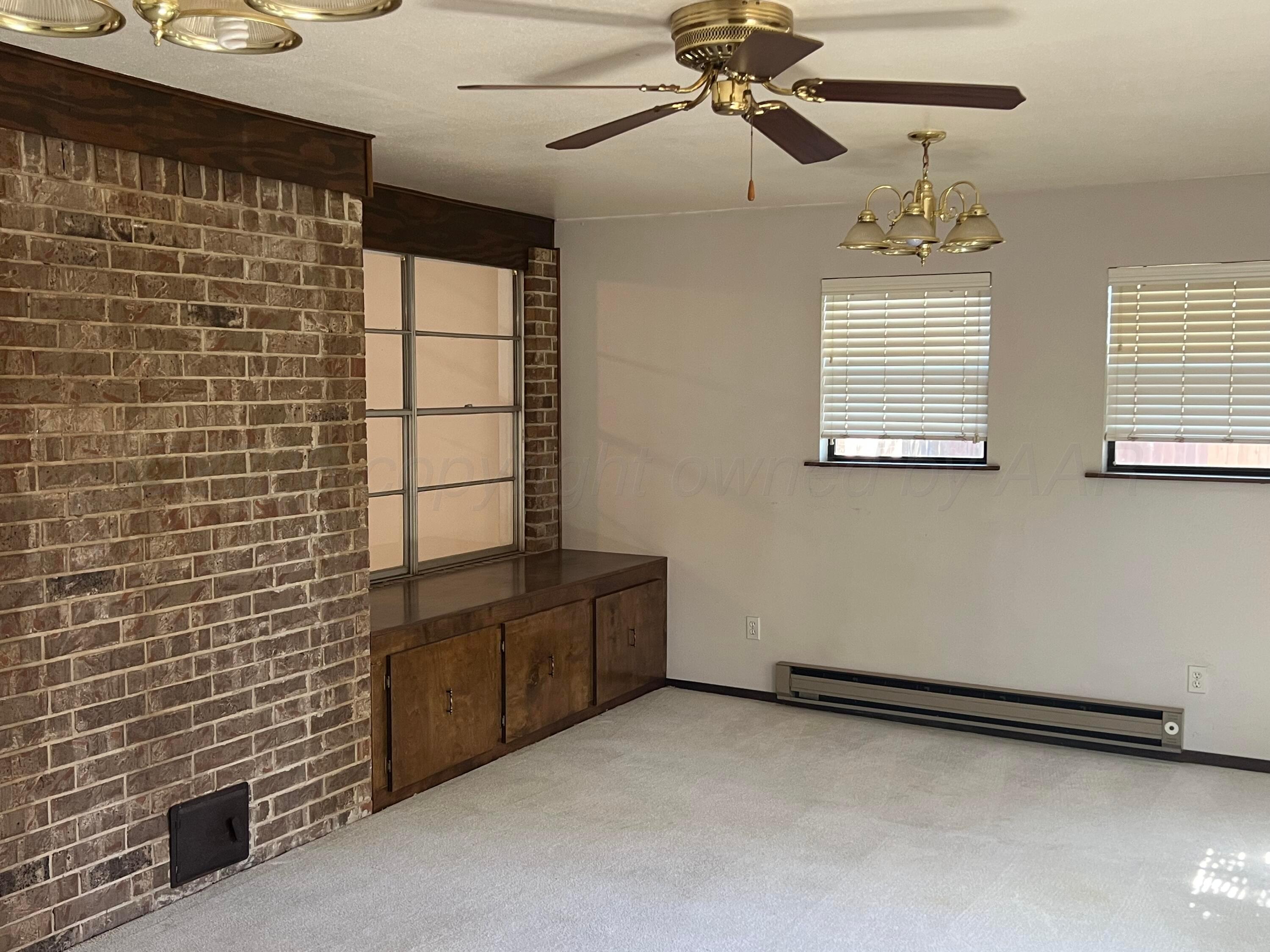 5205 Westway Trail Property Photo 5