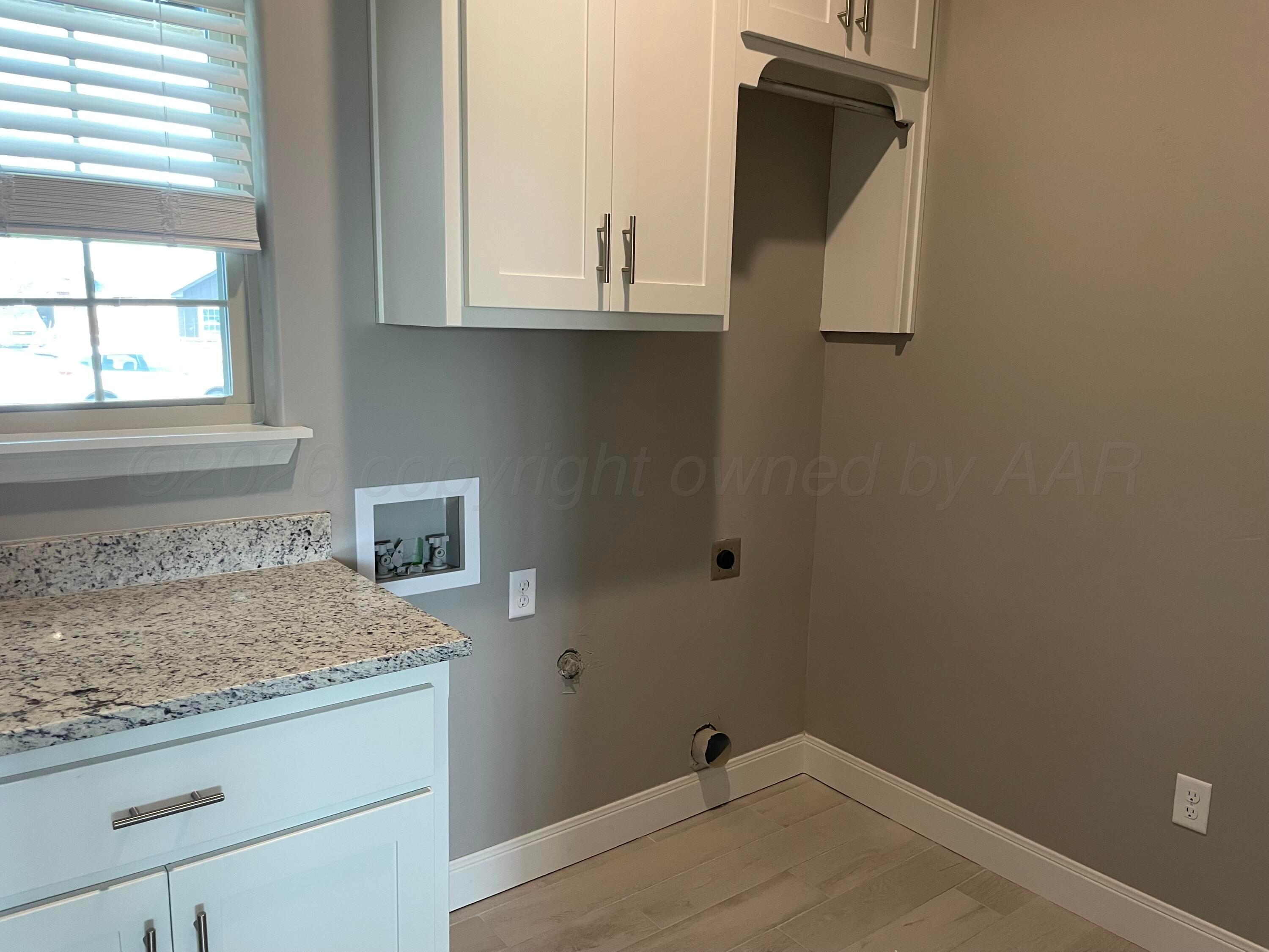 18 Maurice Lane Property Photo 9