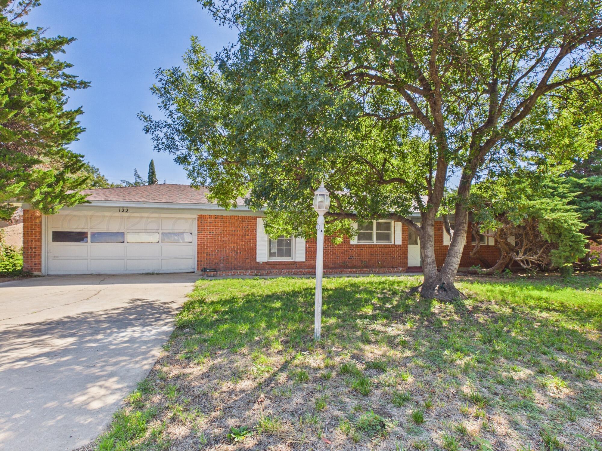 122 Mulberry Drive Property Photo 2