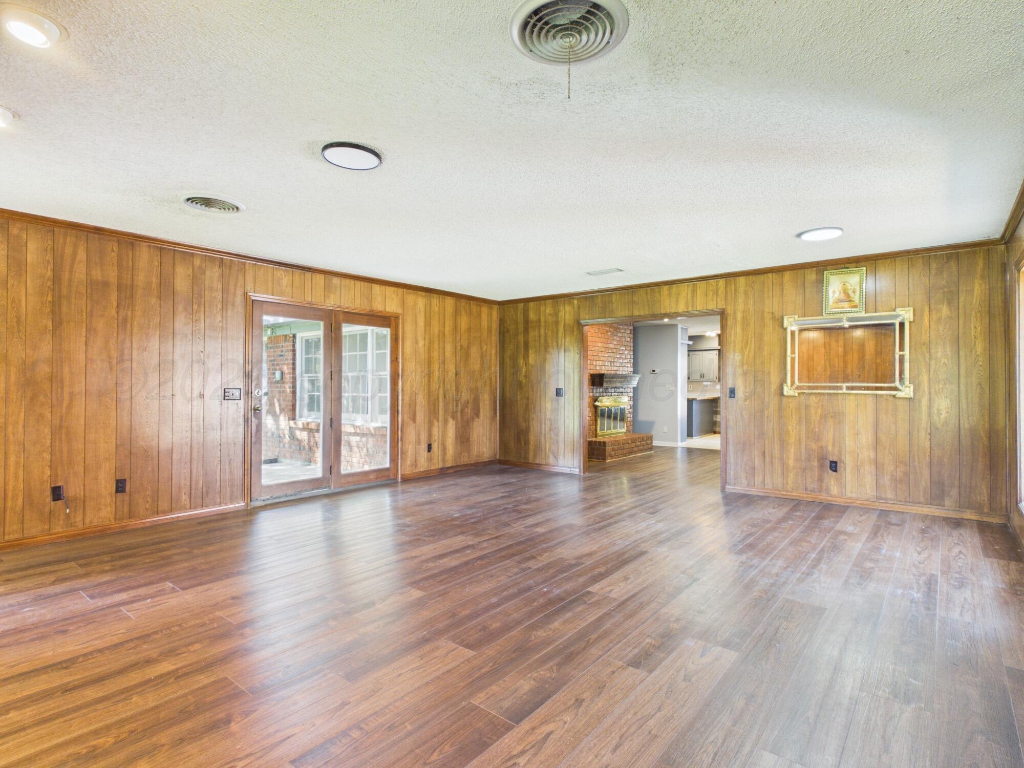 122 Mulberry Drive Property Photo 9