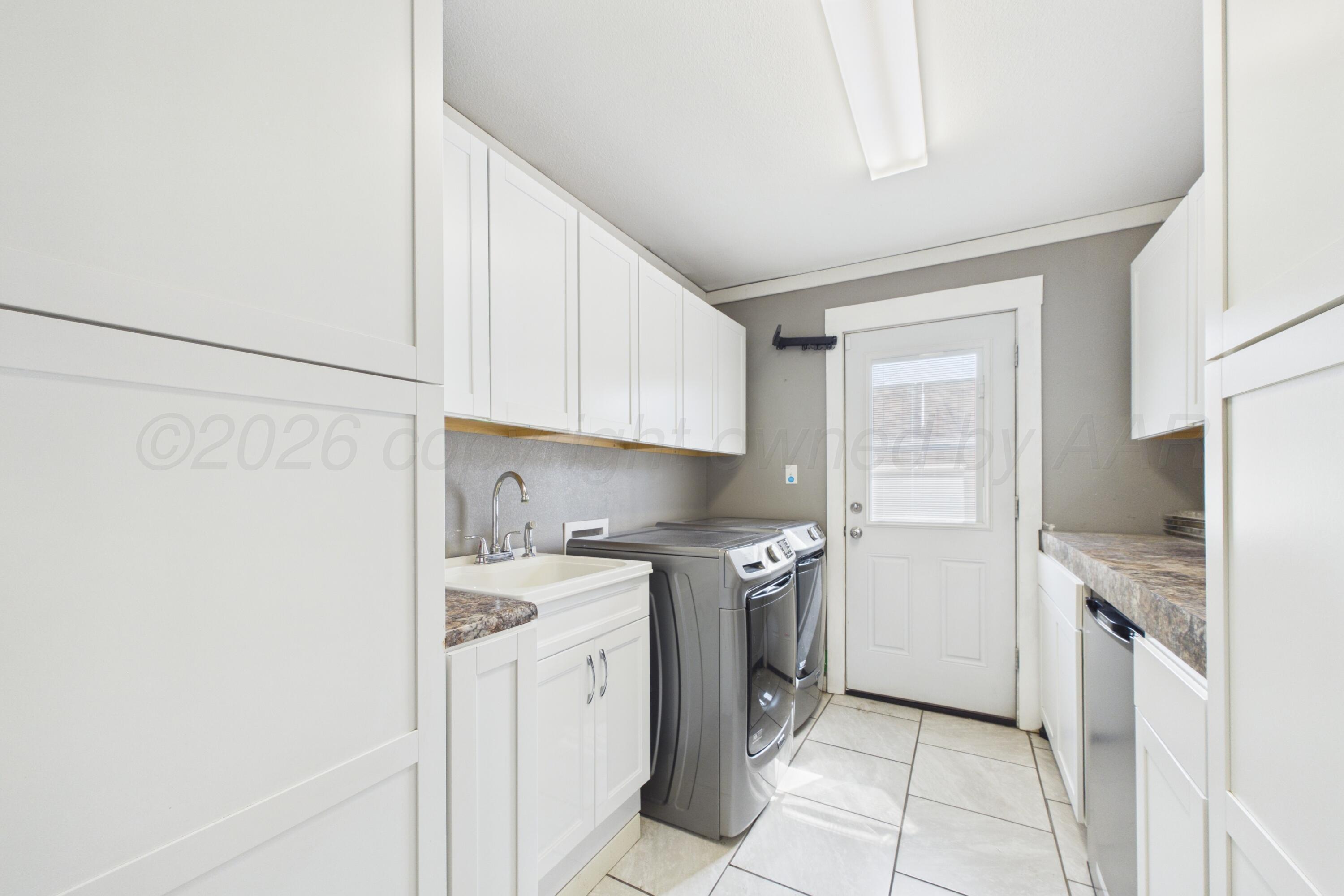 1041 S Faulkner Street Property Photo 25