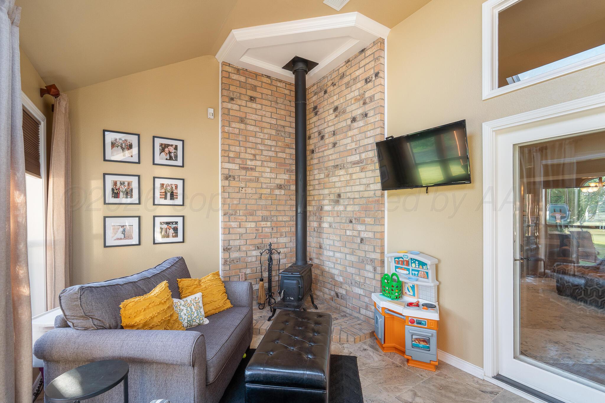 3 Trevino Avenue Property Photo 40