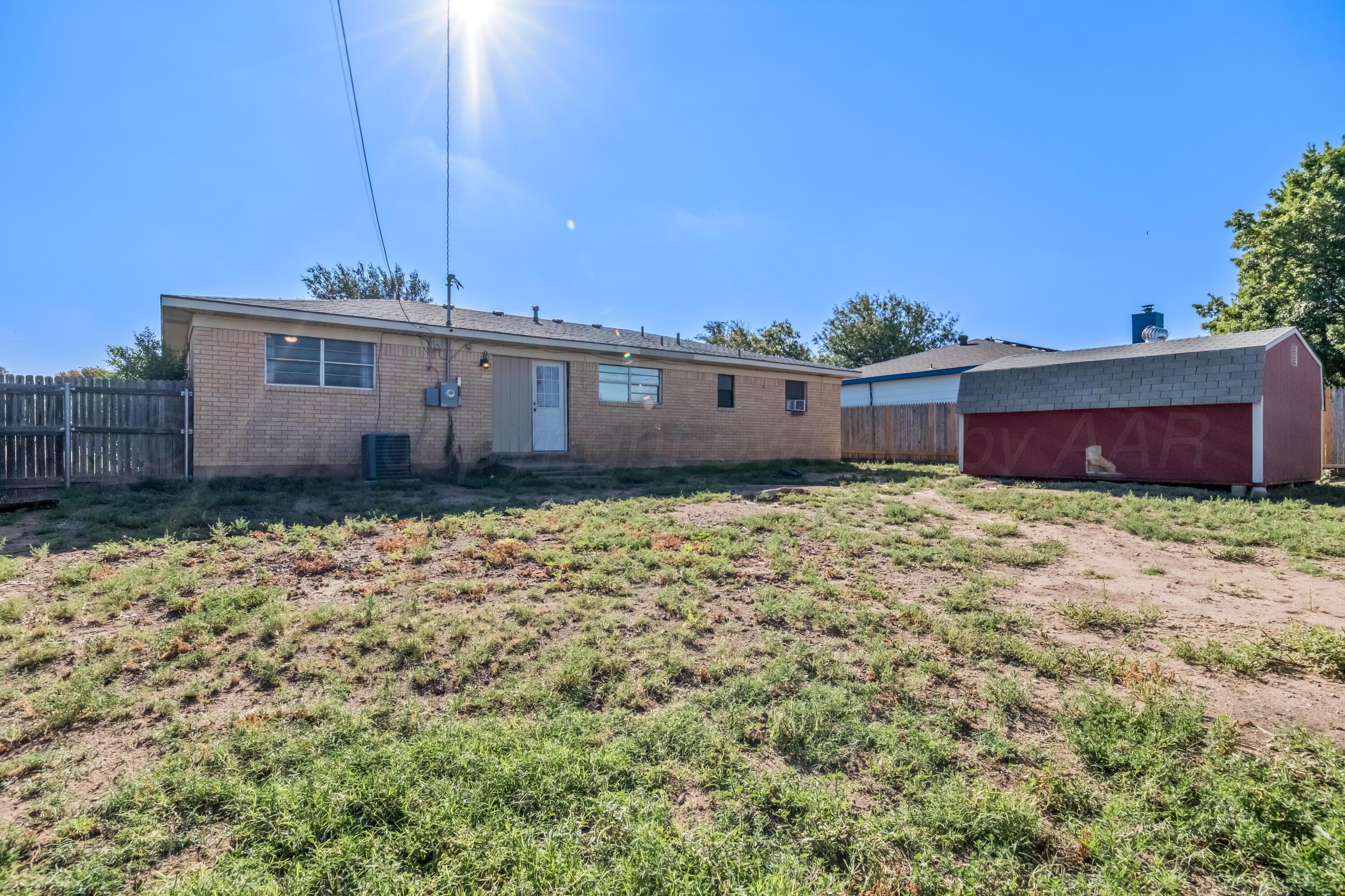 7613 Loma Vista Drive Property Photo 7