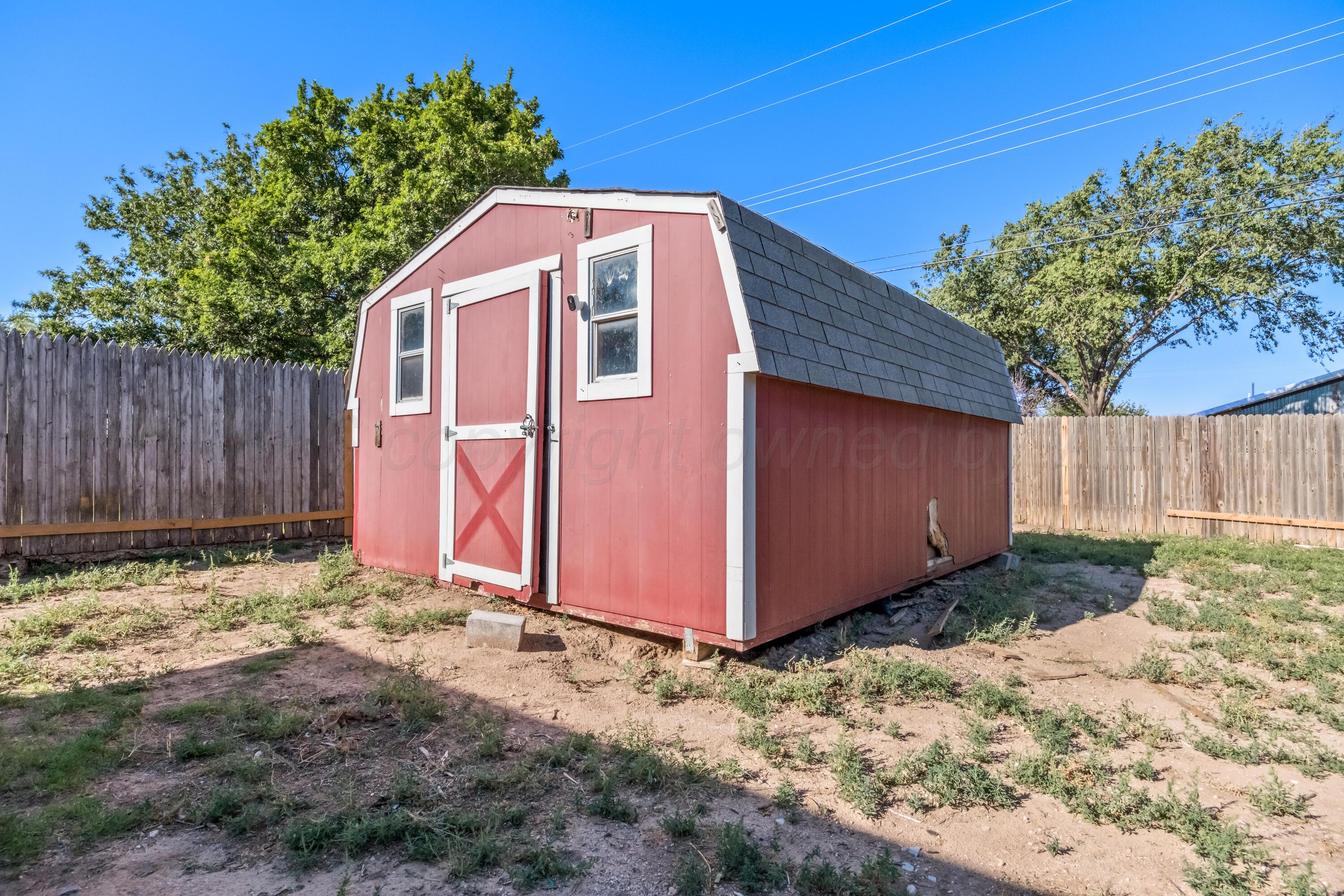 7613 Loma Vista Drive Property Photo 8
