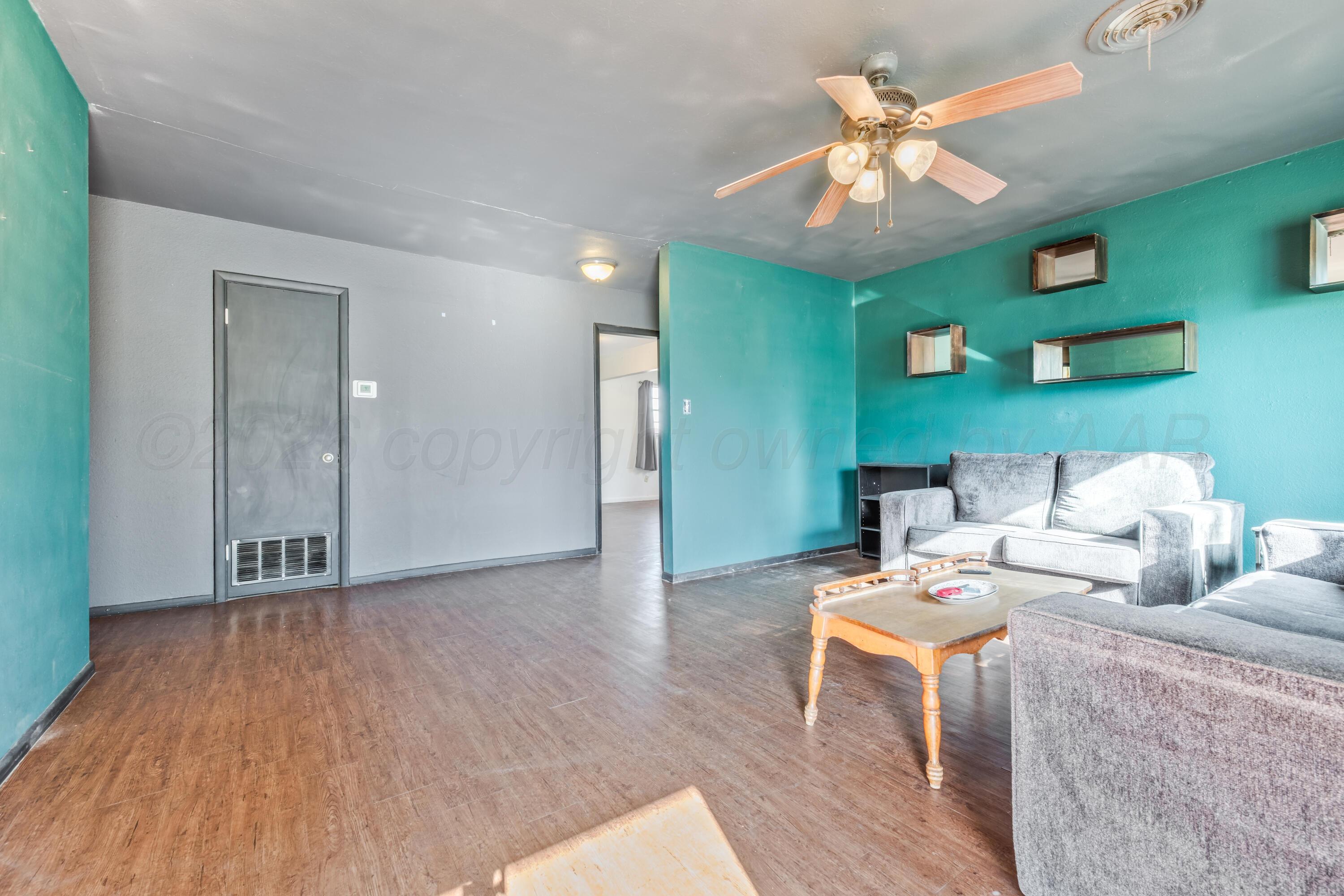 7613 Loma Vista Drive Property Photo 10