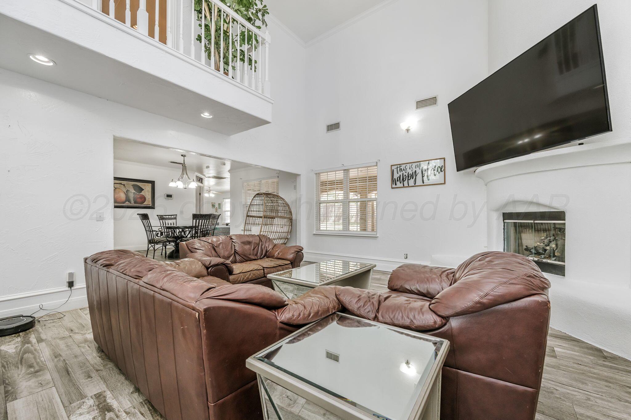 4104 Escondido Place Property Photo 8