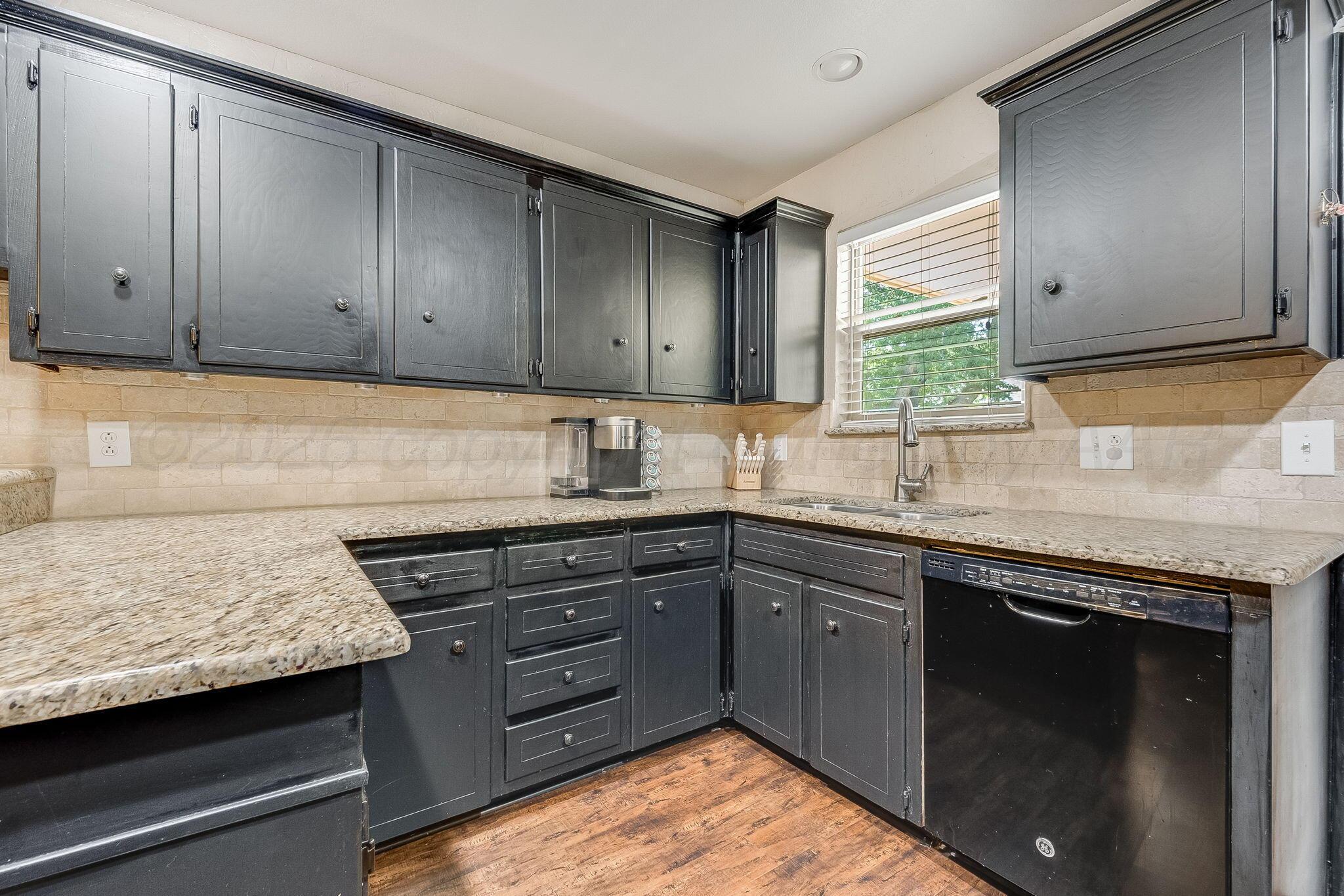 107 Carson Avenue Property Photo 14